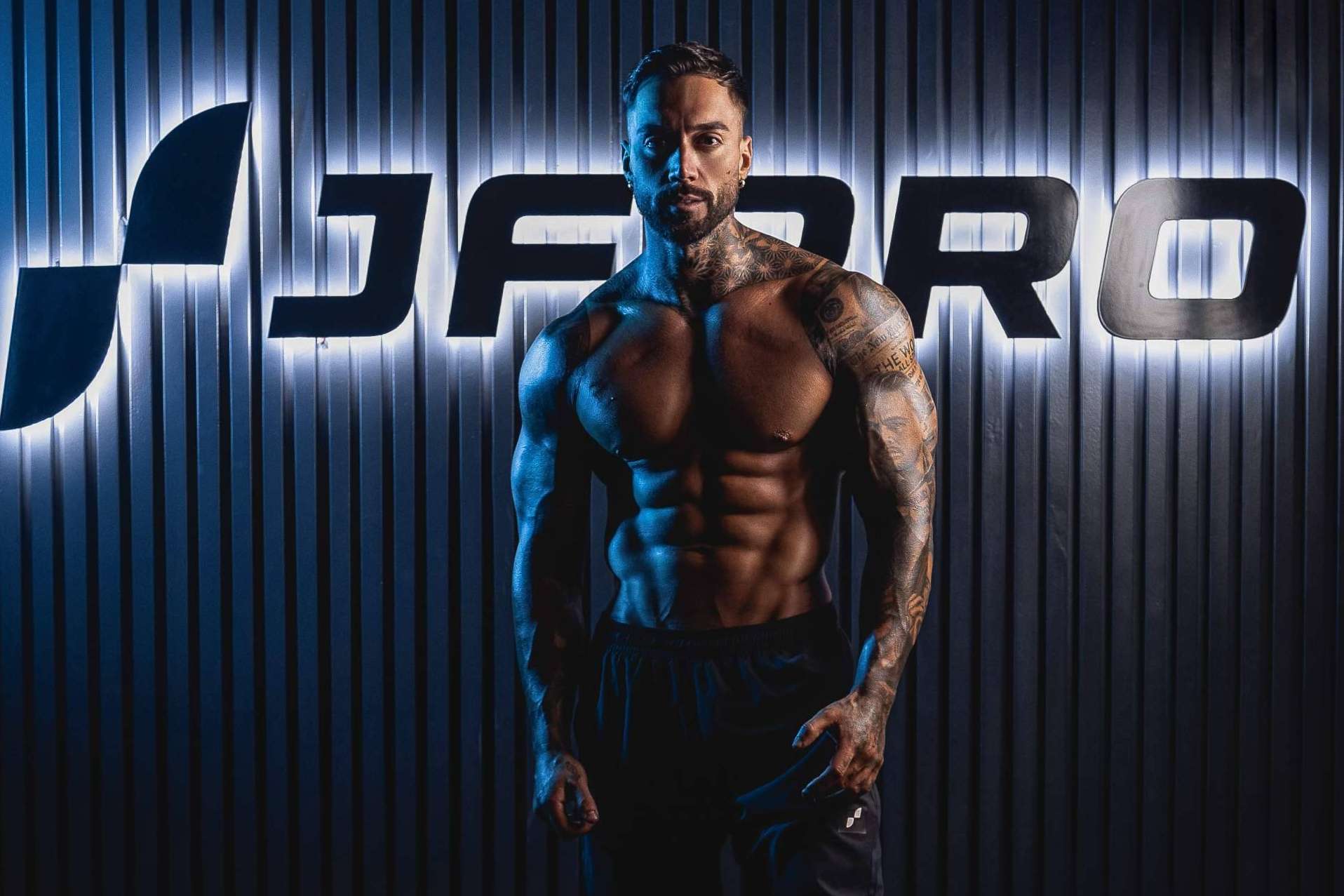 La nueva app fitness de Juan Faro PRO ofrece planes personalizados