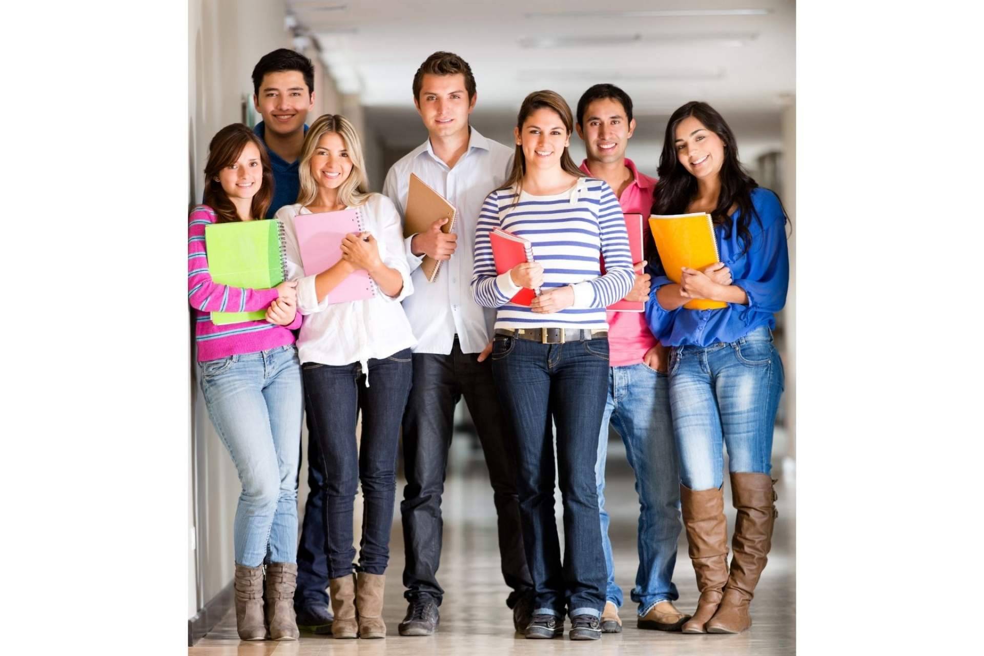 Global Estudiante expone las ventajas de abrir una cuenta bancaria para estudiantes extranjeros en España