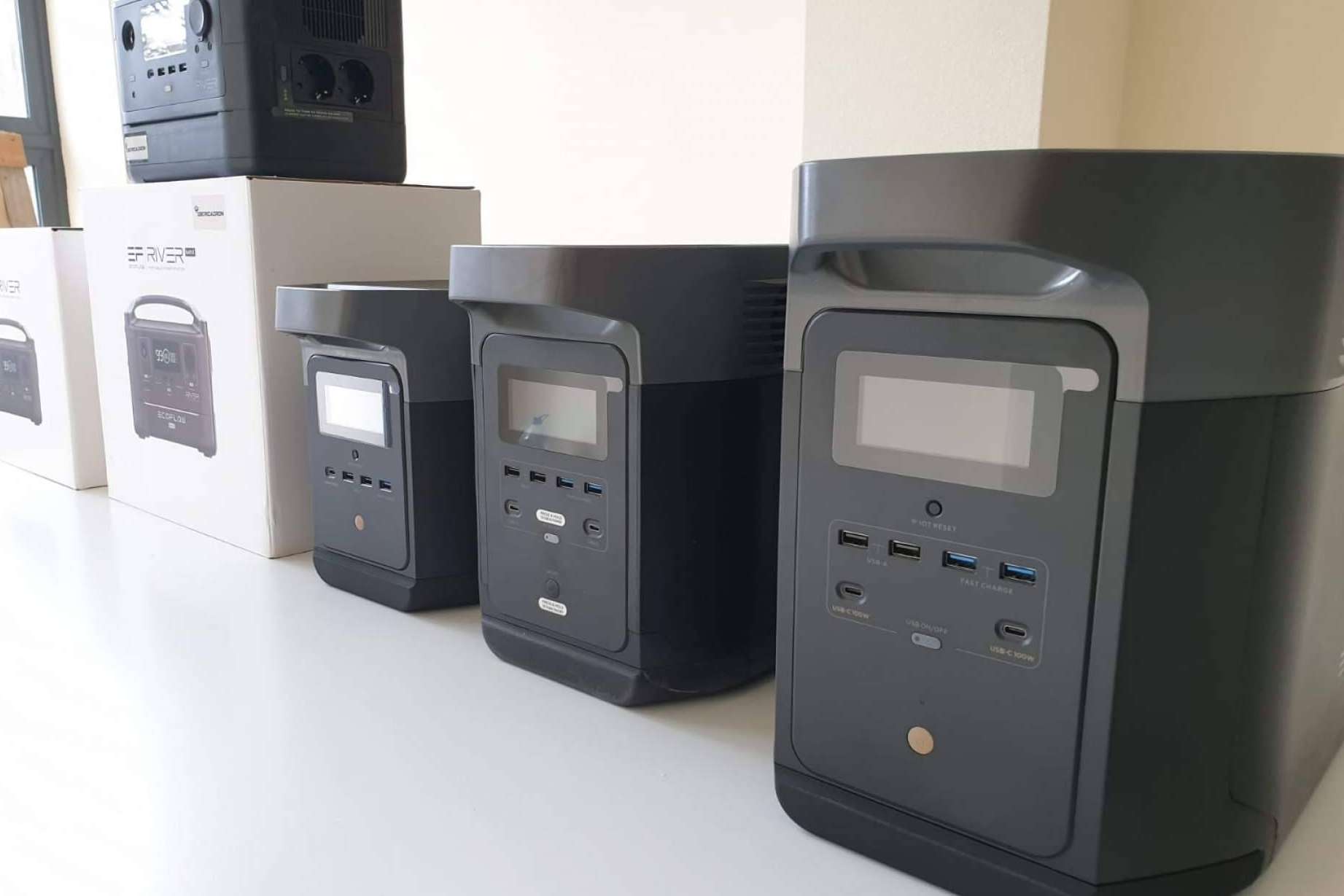 Acumuladores portátiles EcoFlow de Ibericadron