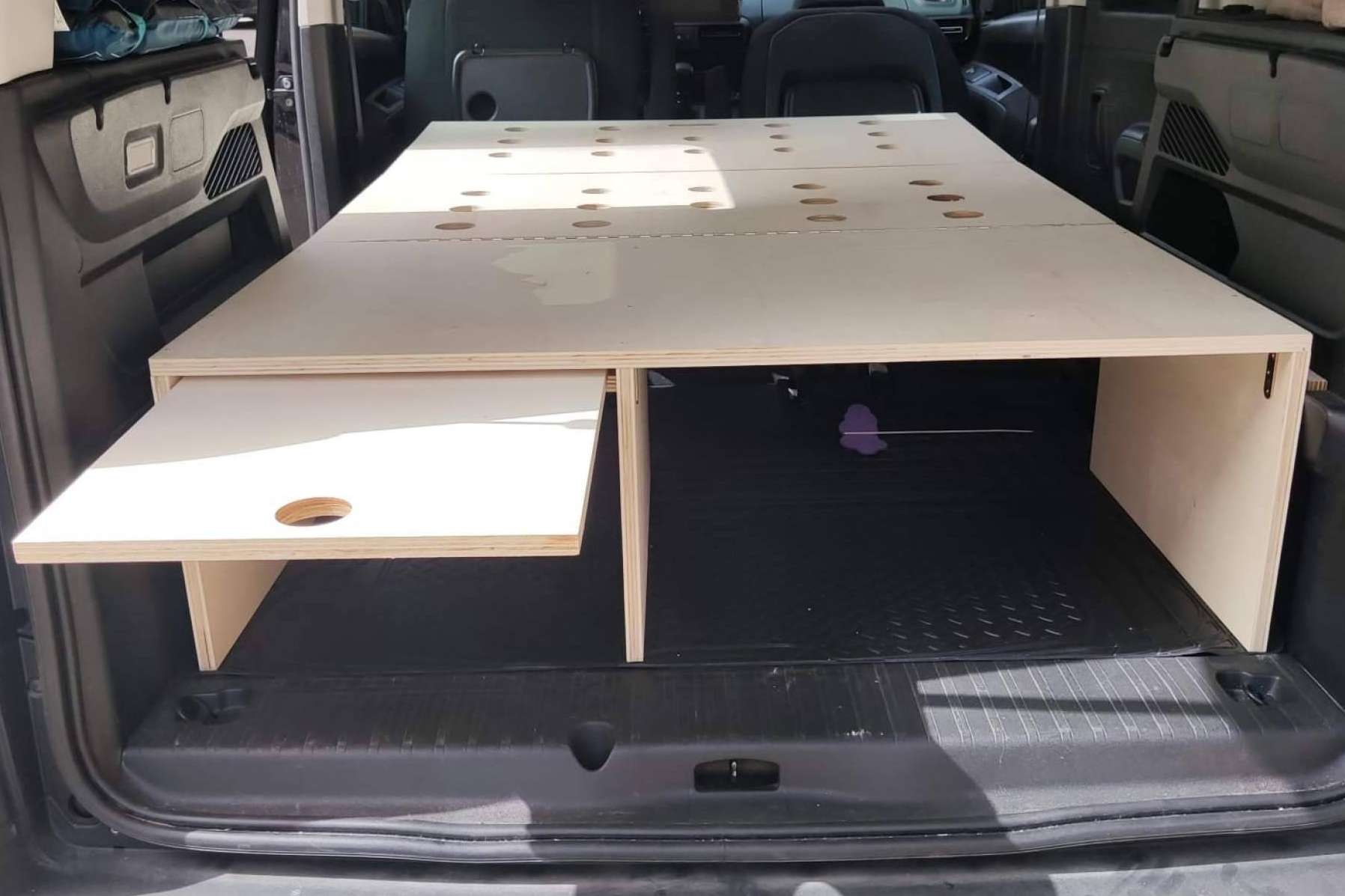 Basic Madera ofrece todo lo que se necesita para camperizar una furgoneta