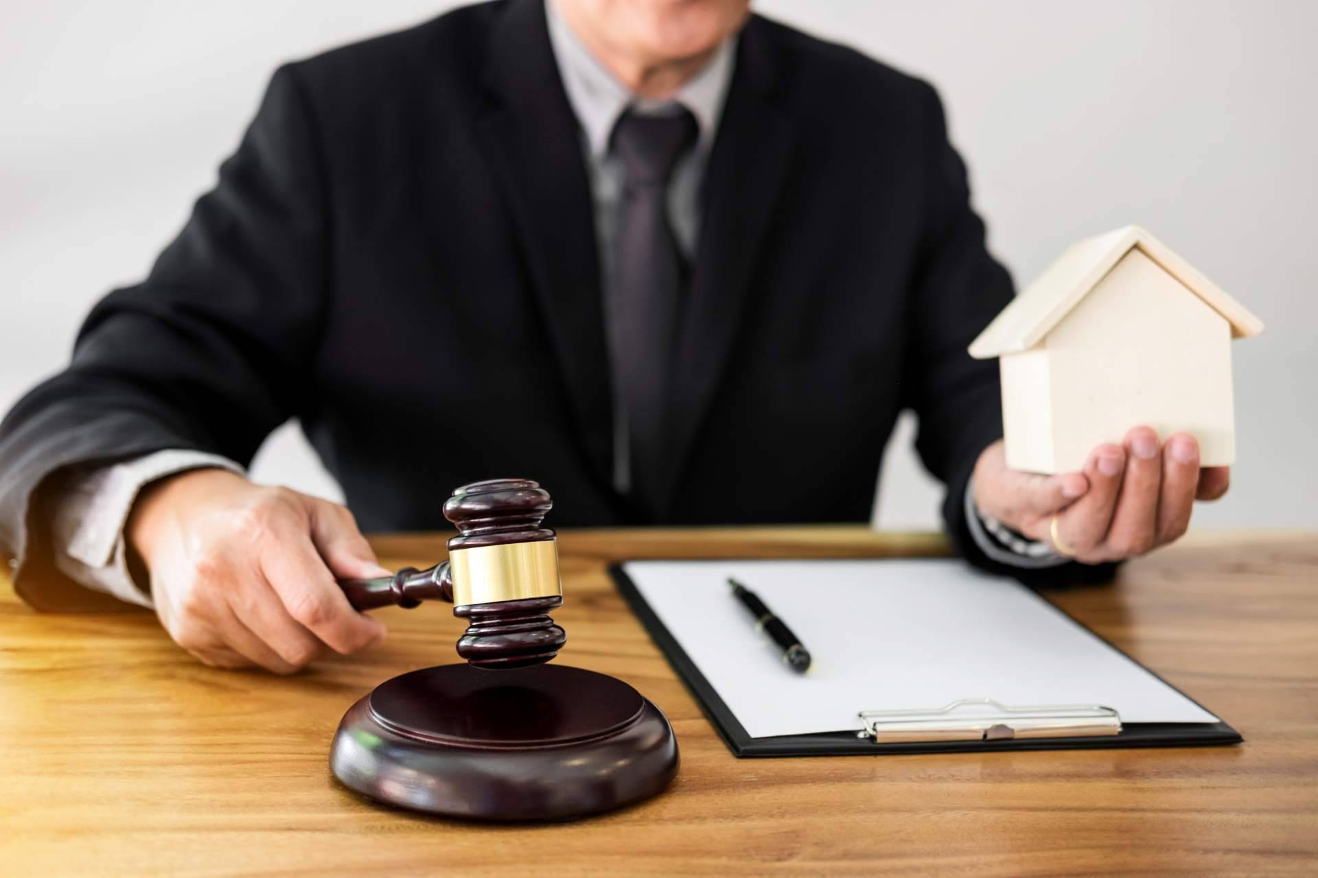 Hessler & Del Cuerpo asesora a propietarios de inmuebles en España sobre las diferentes alternativas que existen para transferir su propiedad y los impuestos que devengan