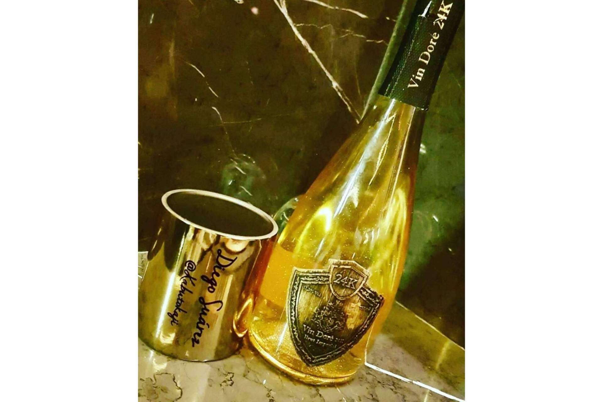 El lujoso vino con oro de Vin Doré 24K ofrece múltiples beneficios para la salud