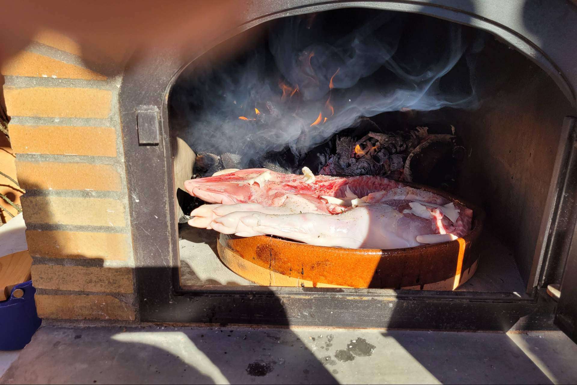 Los beneficios de cocinar en hornos de leña, por Gaudir amb Foc
