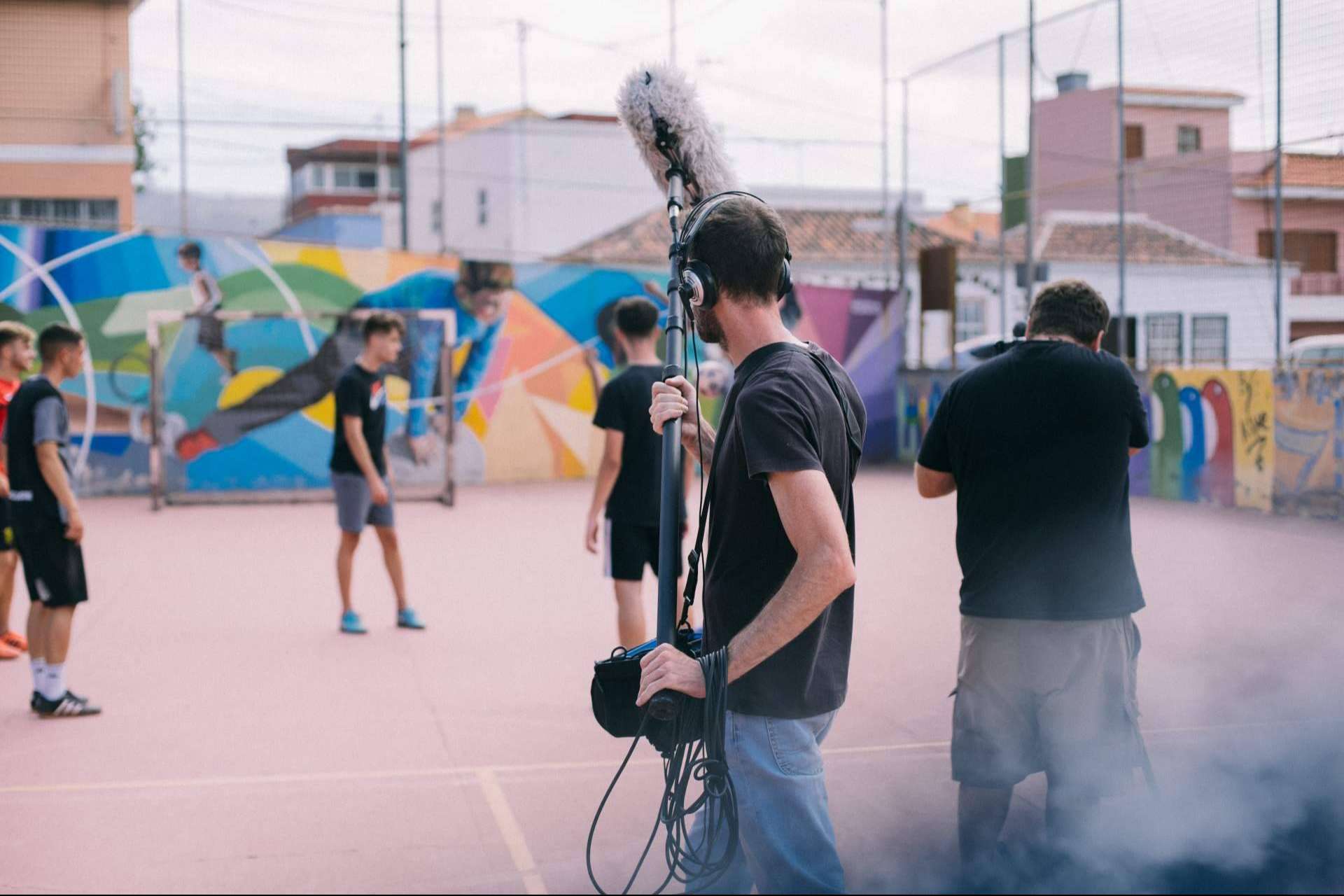 La producción audiovisual de Flywus Studios, Orígenes