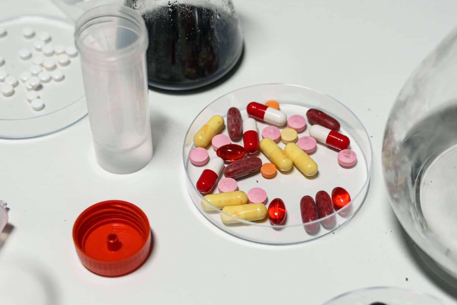 ¿Cuáles son los riesgos de la efilona, la nueva droga de diseño que pone en alarma a Europa?