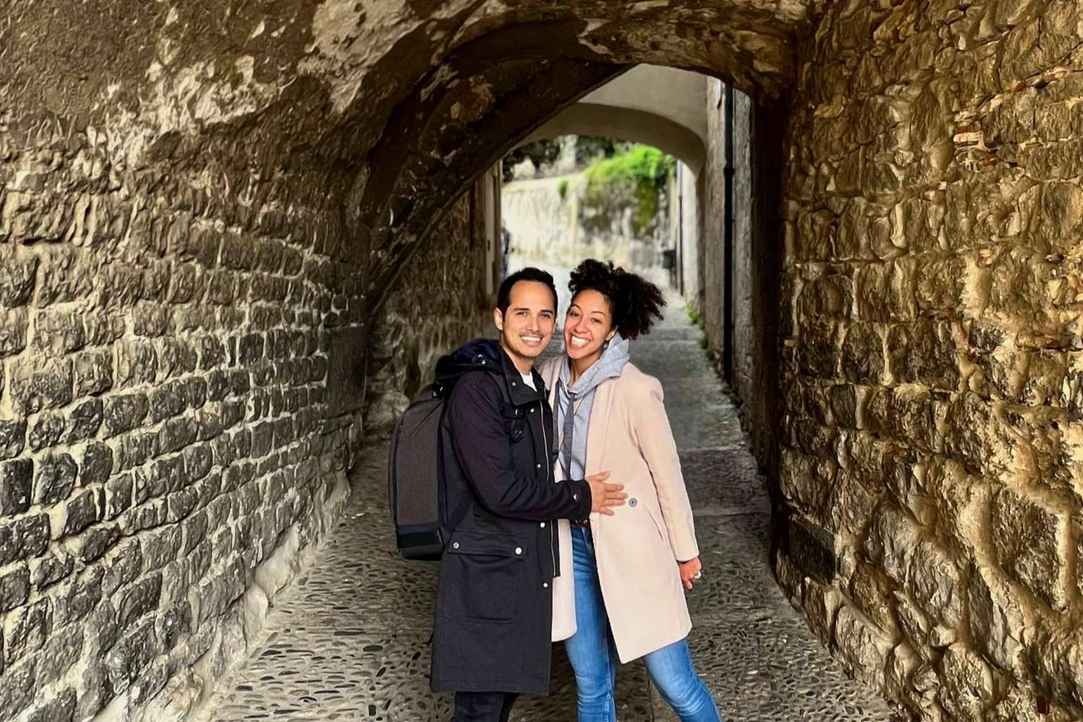 La pareja de extranjeros que comparten su experiencia de vivir en España, Voilà Güey