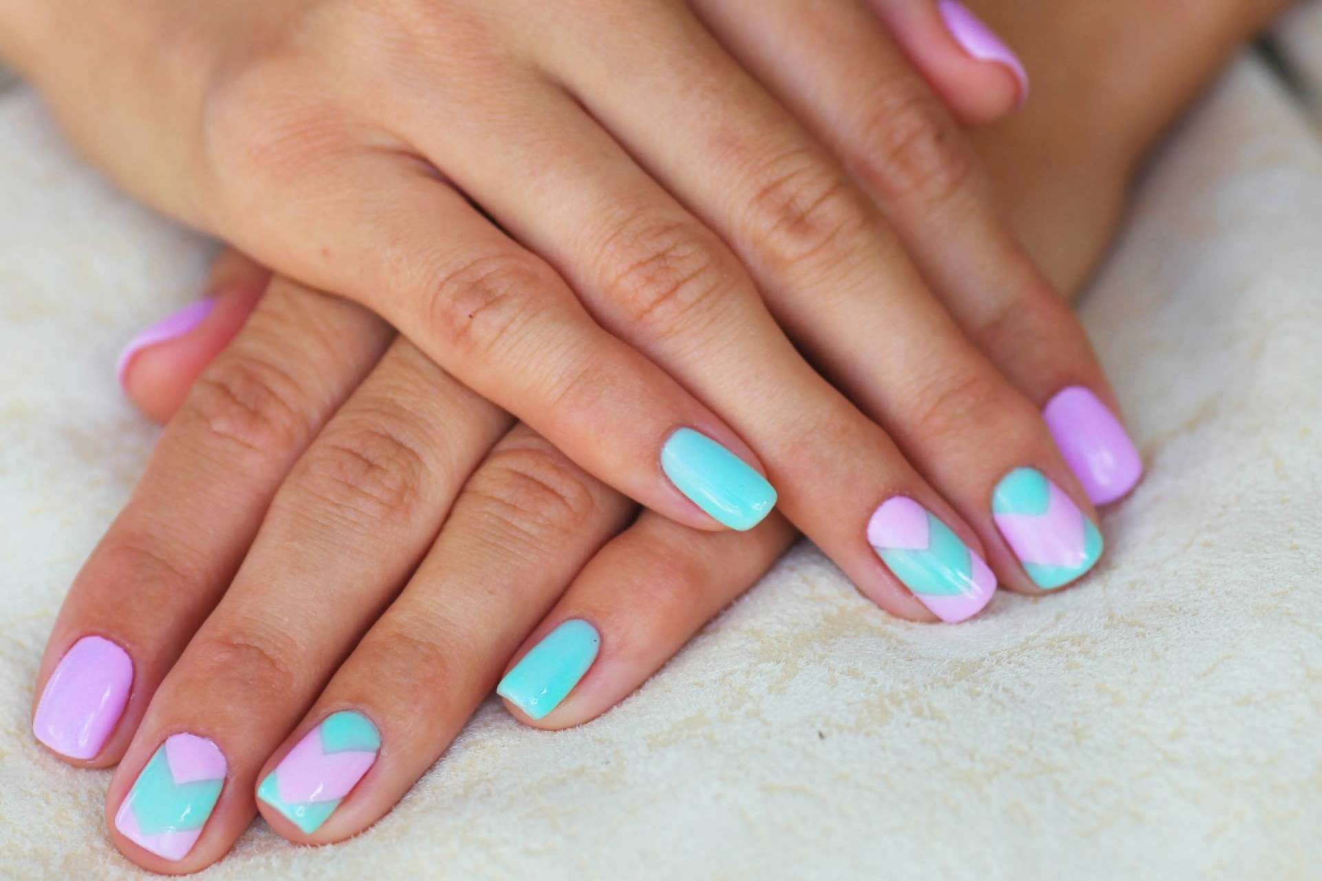 Manicura para este verano 2022, los trucos y tendencias de Hair Shop para estar a la última