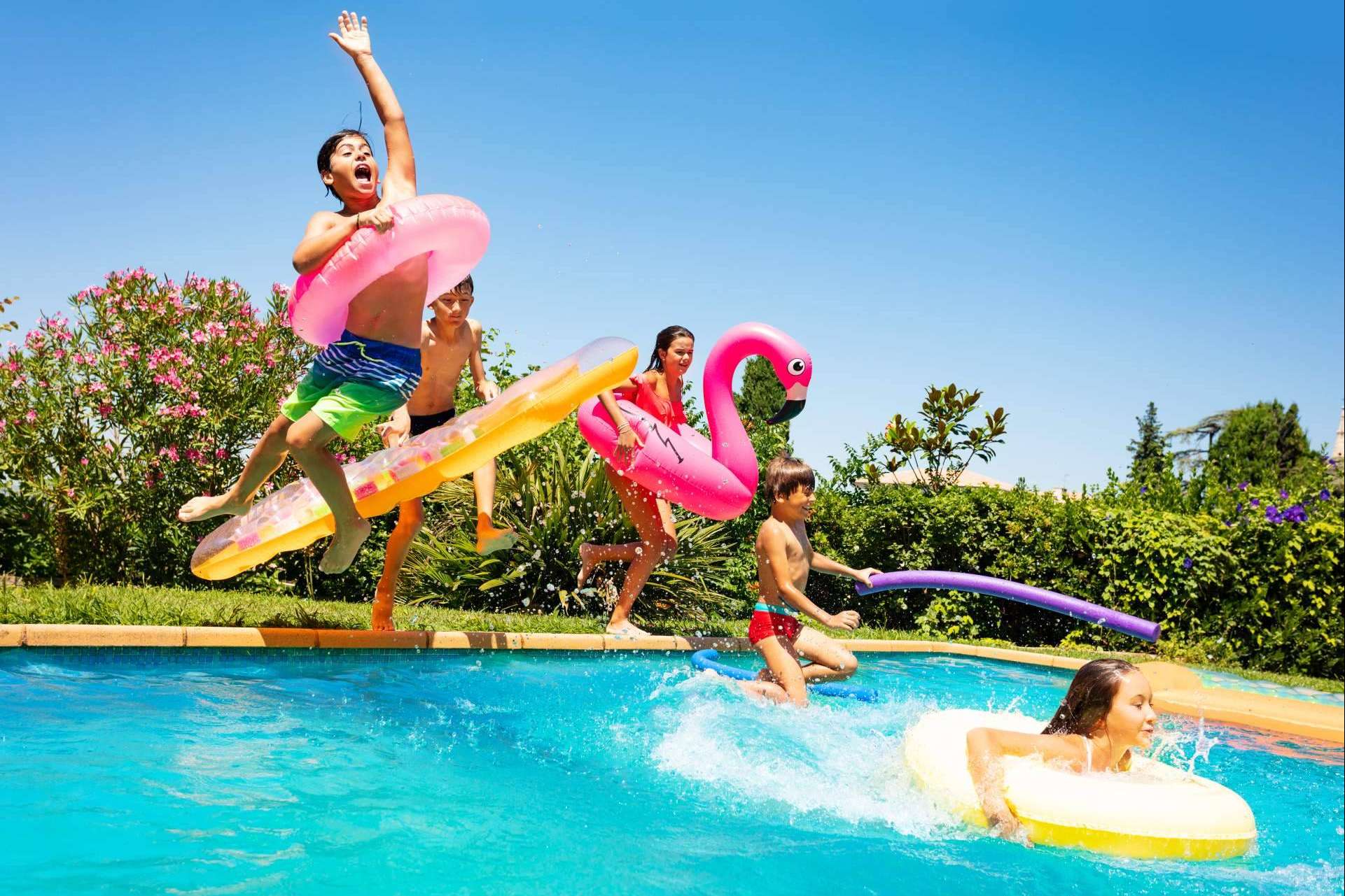 Llevar a cabo la construcción de piscina para el verano con Promopai