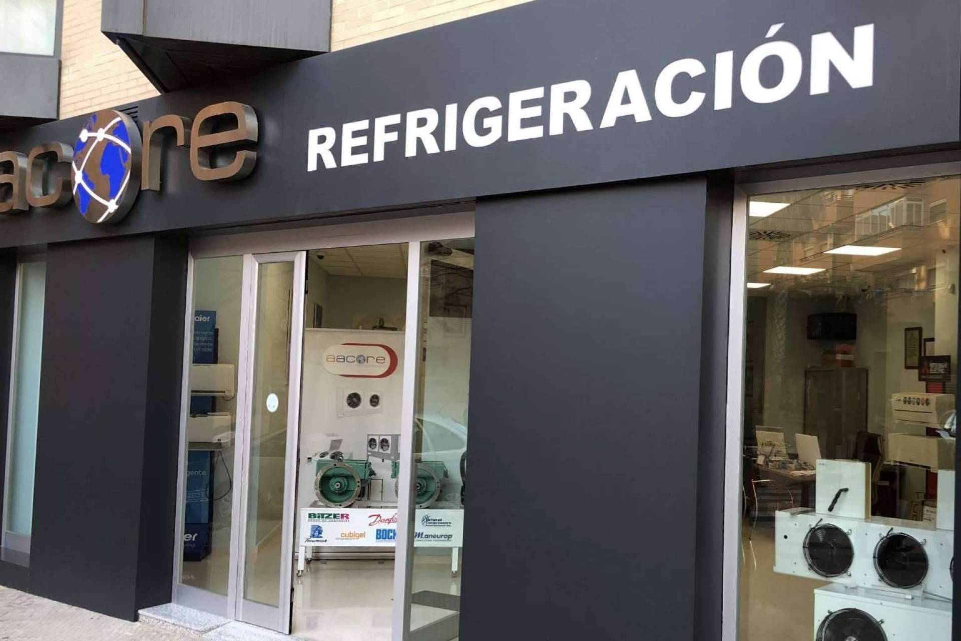 AACORE SUPPLY aconseja sobre las cámaras frigoríficas más convenientes según las necesidades