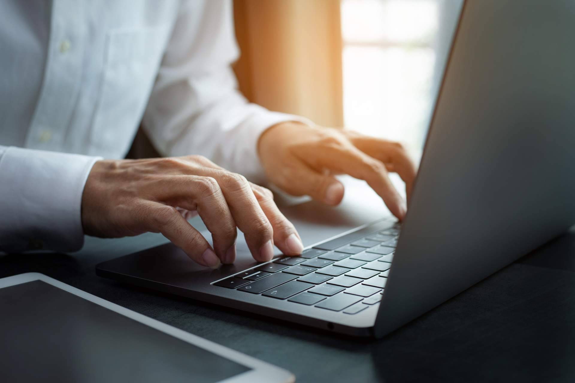 Gestión online con los servicios de Gestiones 24 para acceder al Ingreso Mínimo Vital