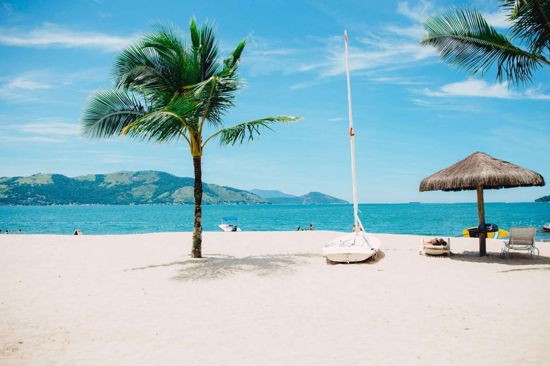 ¿Cómo se puede viajar y ahorrar dinero con Lyconet y myWorld?
