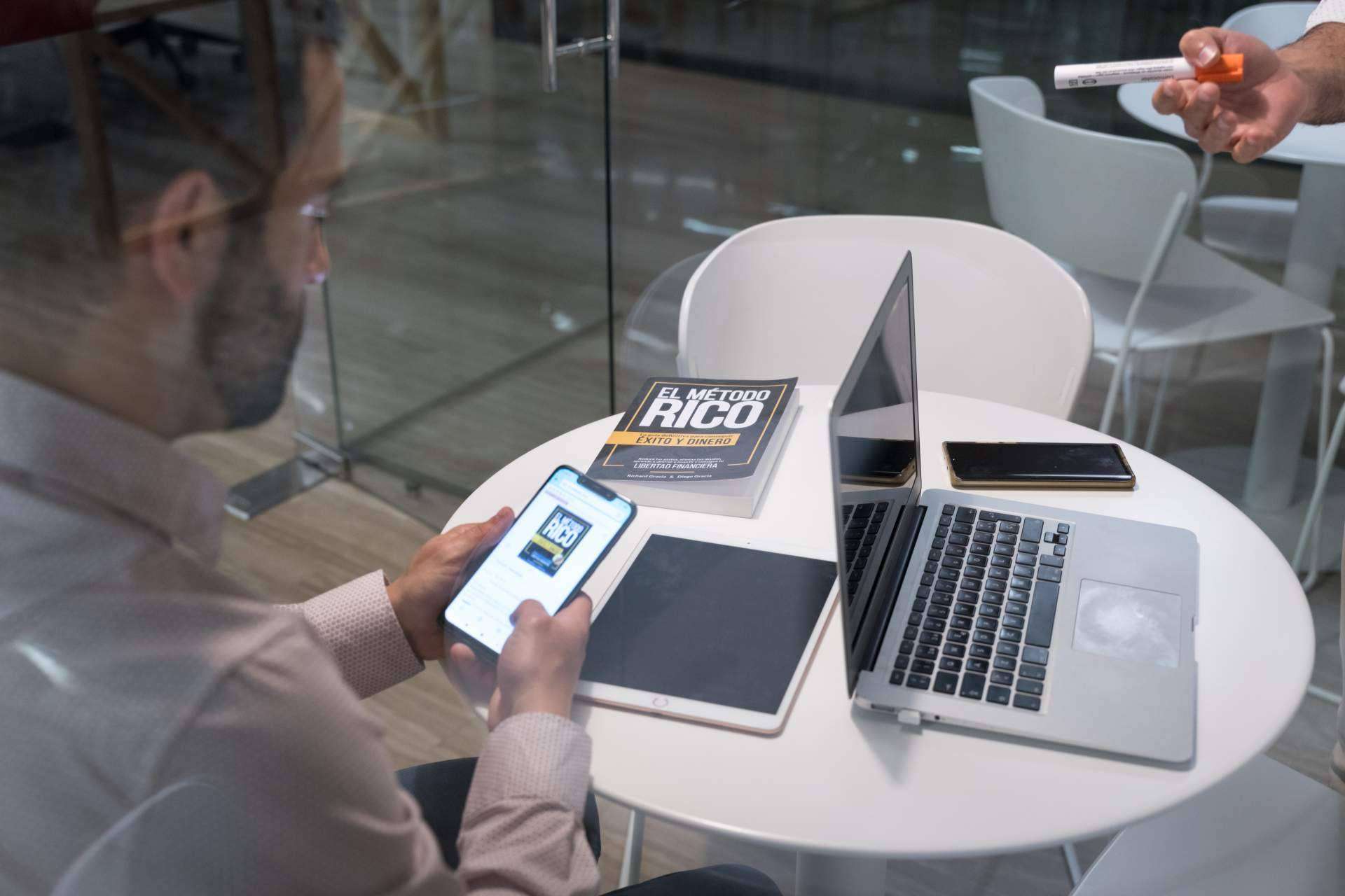 El curso online de El Método RICO para aprender a gestionar las finanzas personales