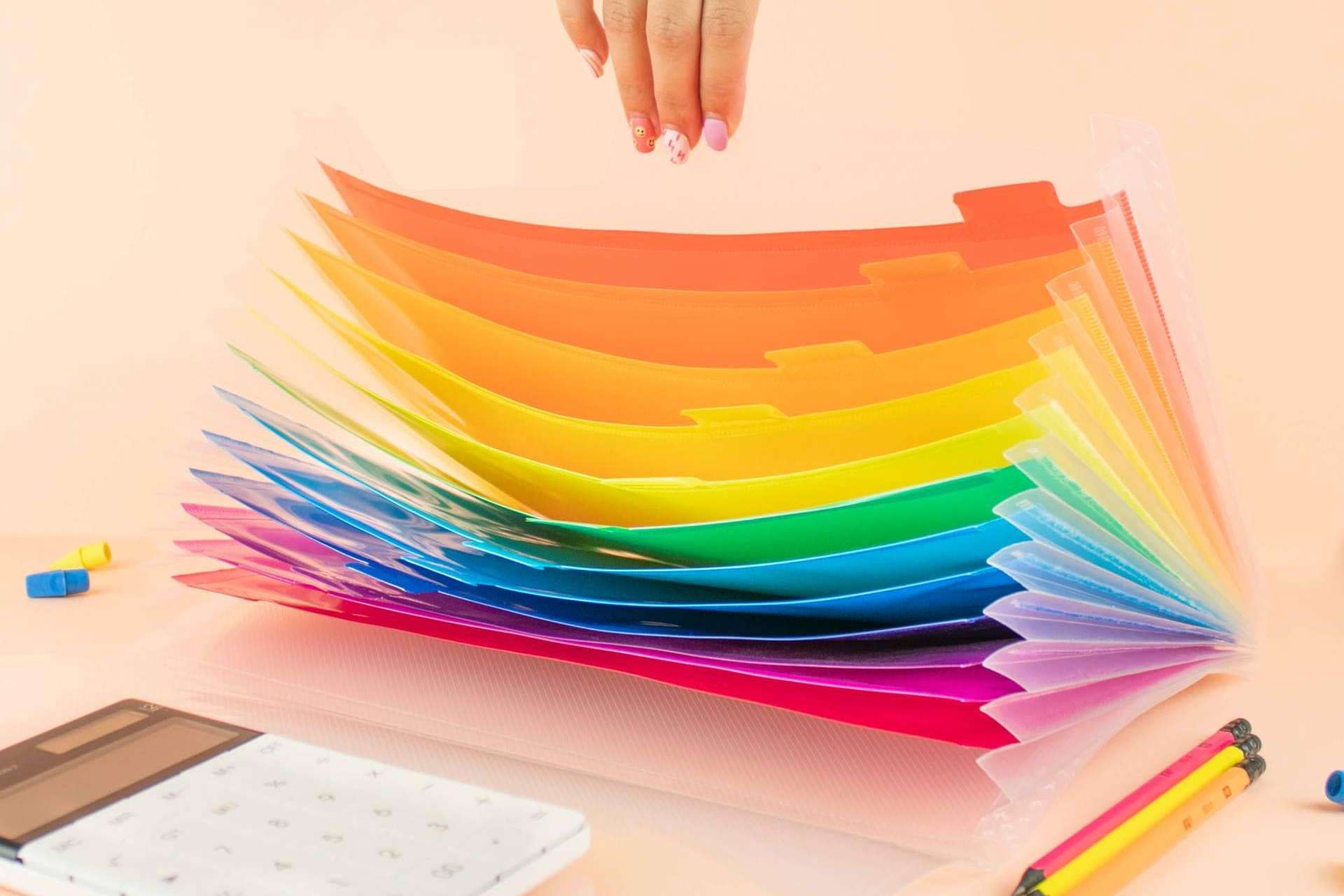 Main Paper dispone de artículos de papelería y material escolar