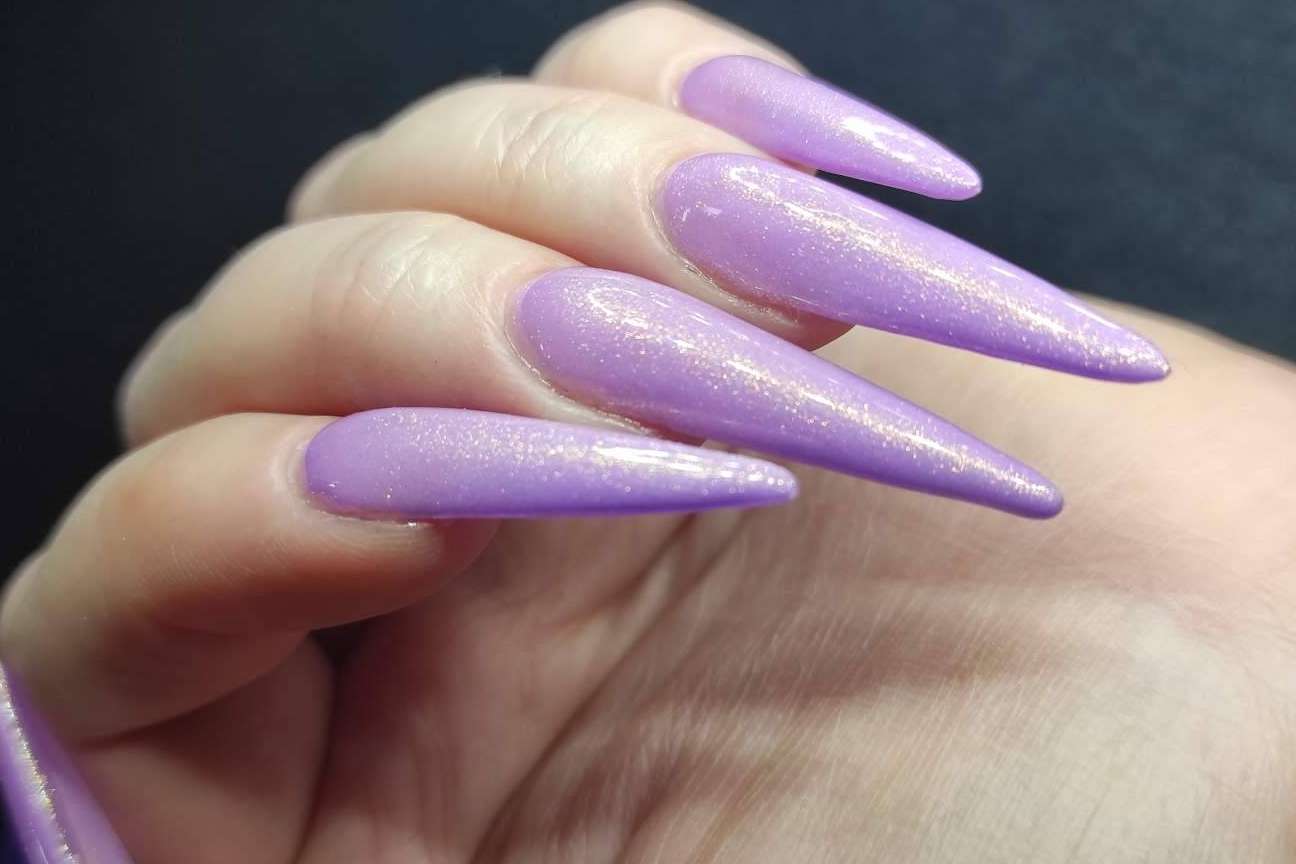 Uñas y Estética brinda cursos online para la formación en uñas