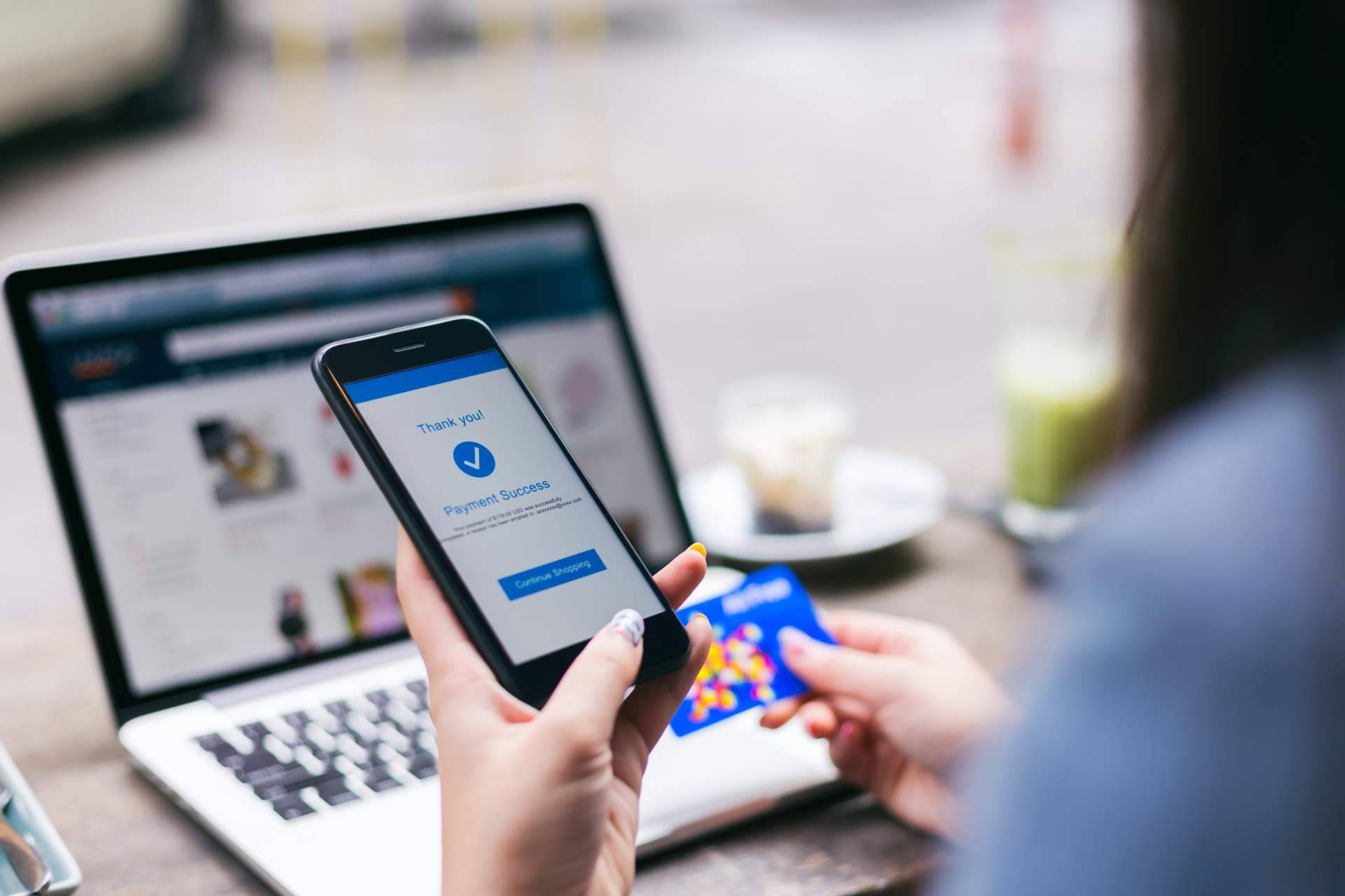 Creación de un e-commerce a medida para el crecimiento digital de un negocio, por Cesc Ware