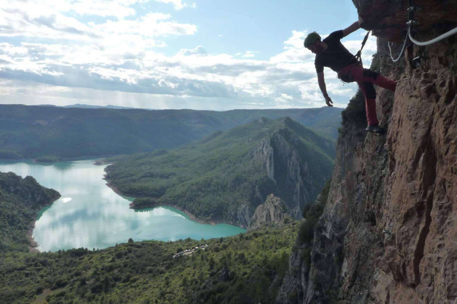 Rutas para practicar vía ferrata en Cataluña, de la mano de Guía y Deportes de Aventura