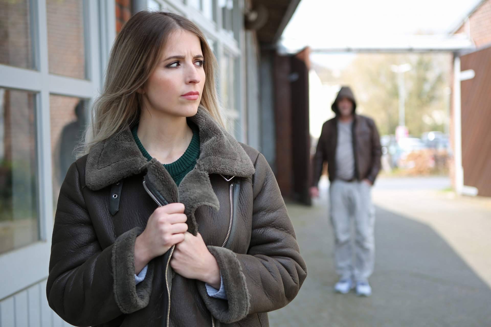 En qué consisten los delitos de stalking