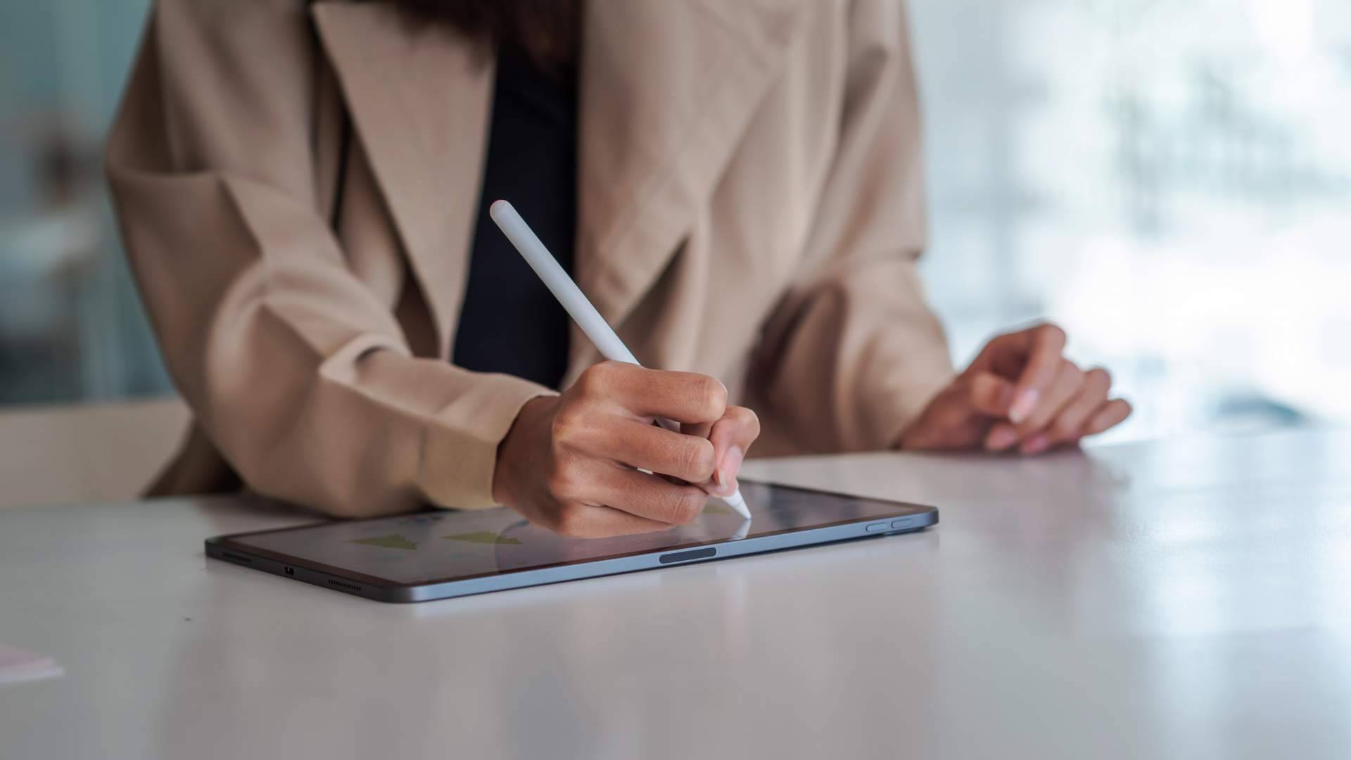 Firma digital manuscrita biométrica sin perder la validez legal, con firmar.online