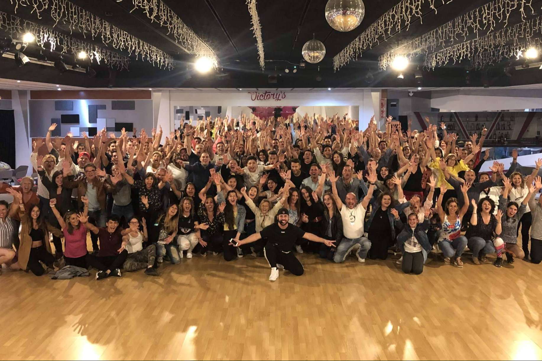 Txiki Bastida  y su escuela de baile, en tendencia