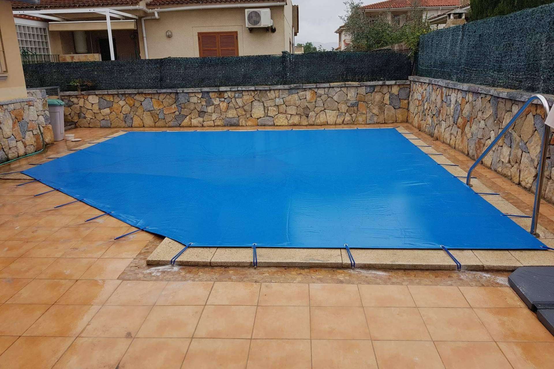 International Cover Pool sobre las ventajas de contar con un cobertor de invierno para piscinas