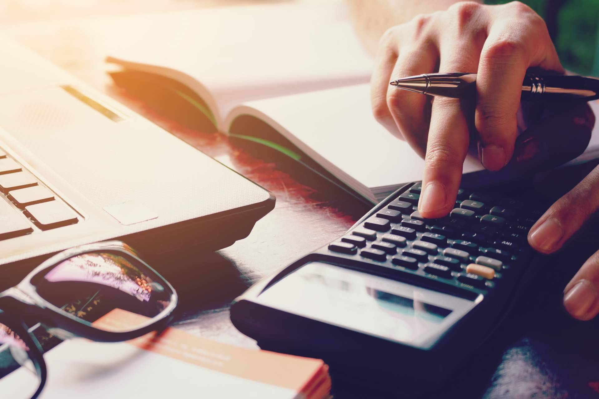 Reunificar deudas obteniendo dinero con menos intereses, con una ampliación de la hipoteca