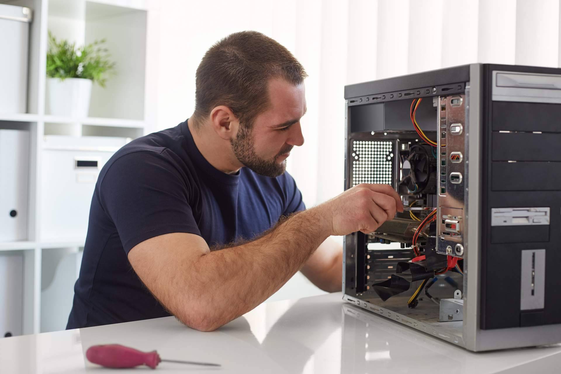 Tancra Systems ofrece reparación y mantenimiento informático a domicilio en Barcelona