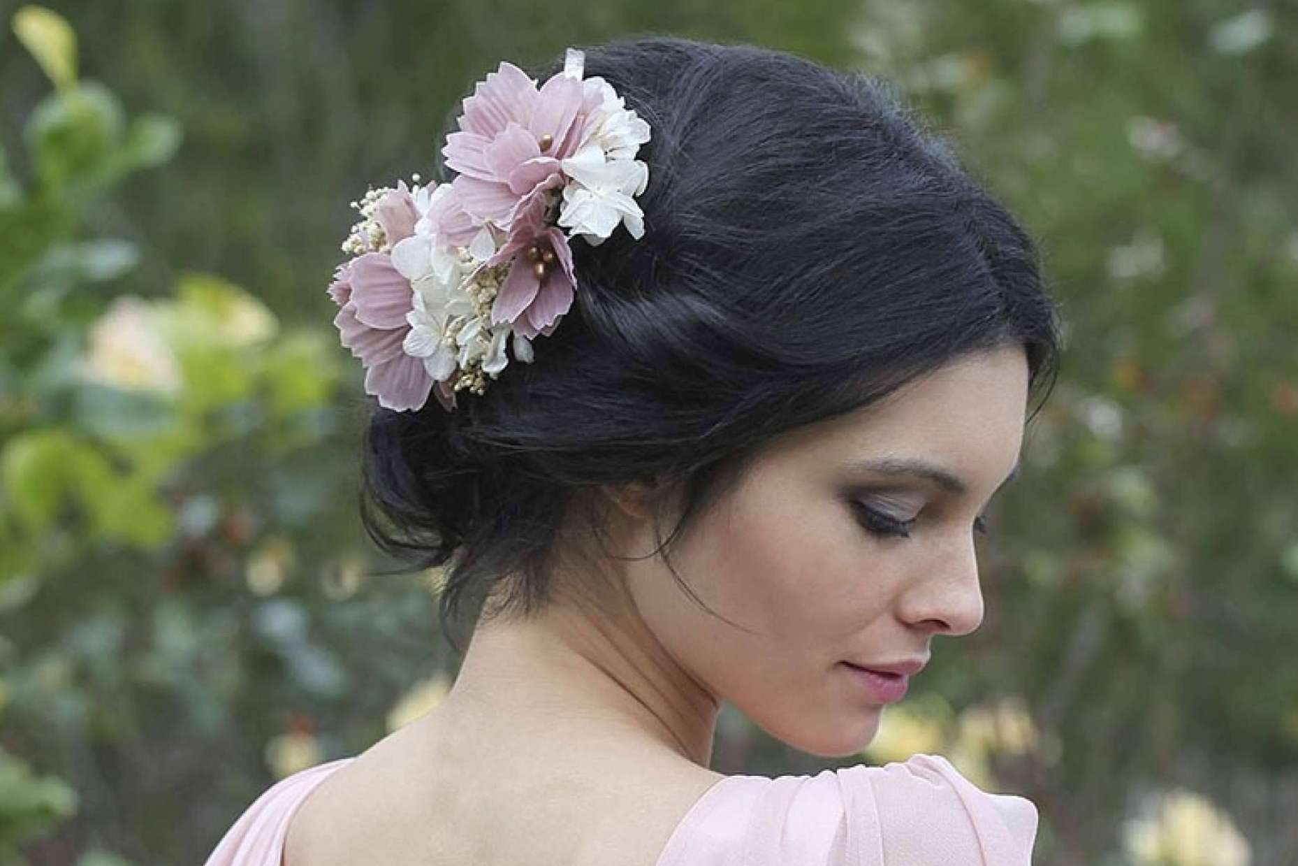 Flormoda presenta sus accesorios y complementos para eventos, bodas, bautizos y comuniones