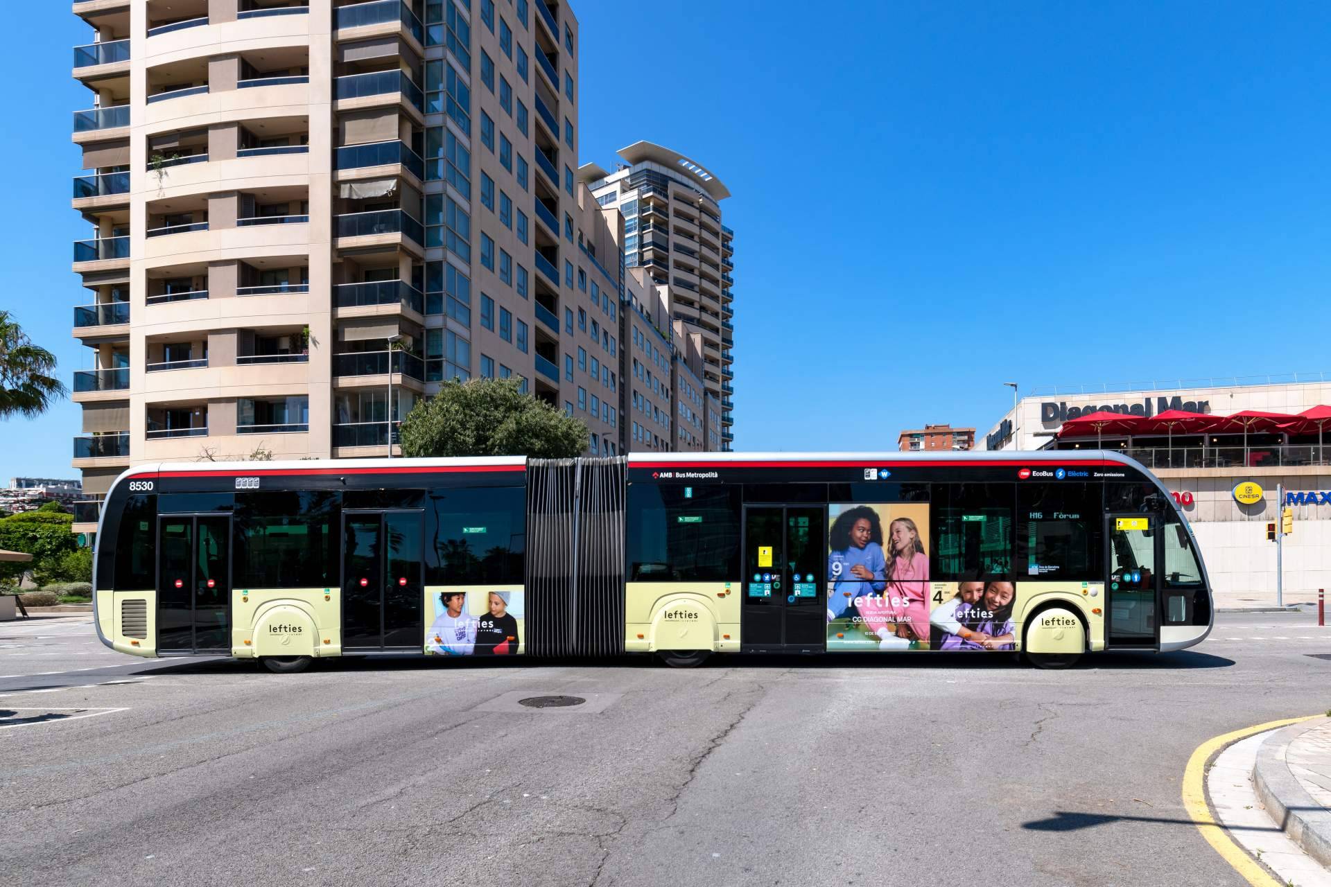 Promedios realiza campañas sostenibles en los buses integrales de Barcelona