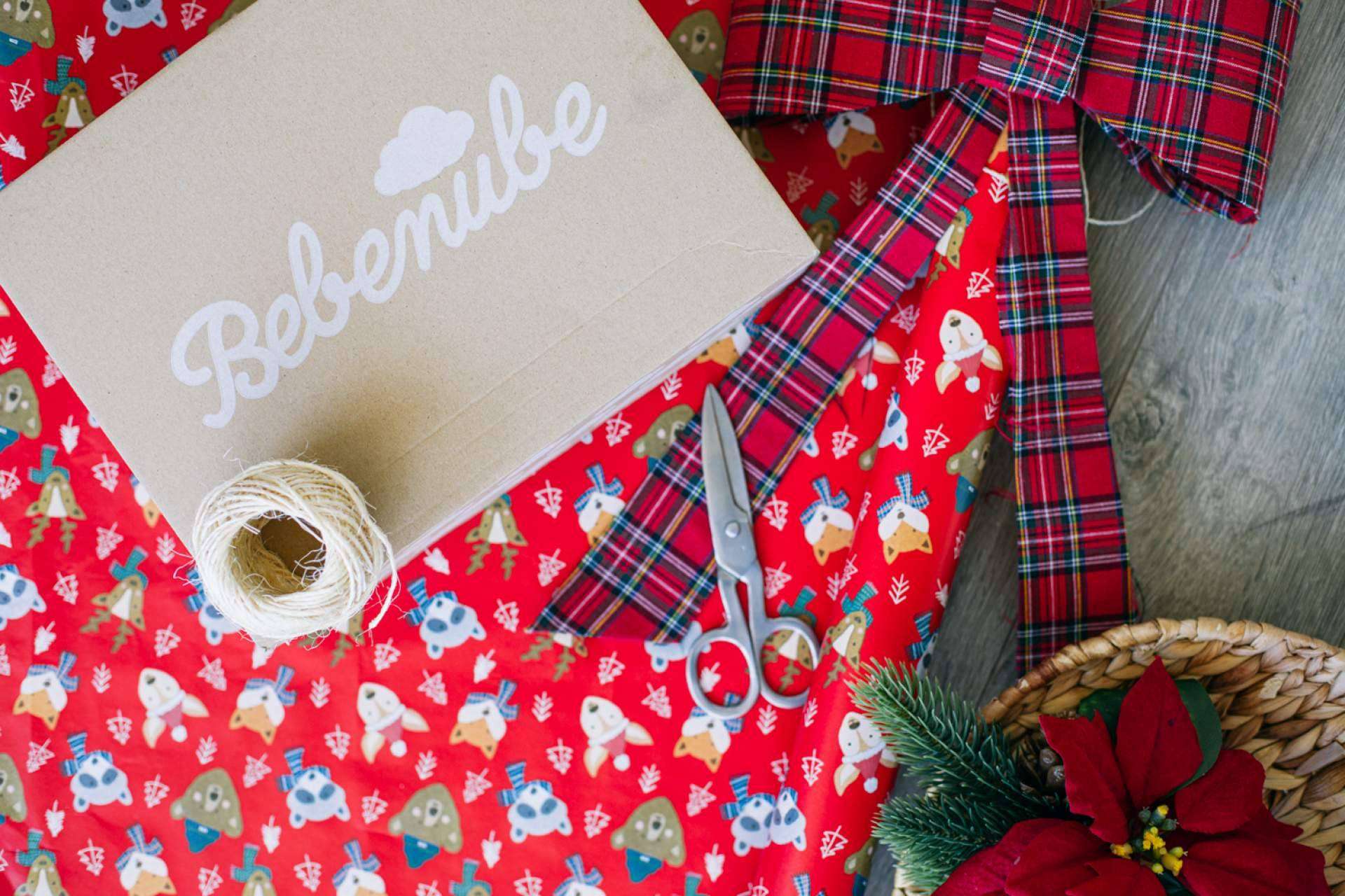 Envío de una caja con productos para bebés con Bebenube y su servicio de suscripción para padres y madres