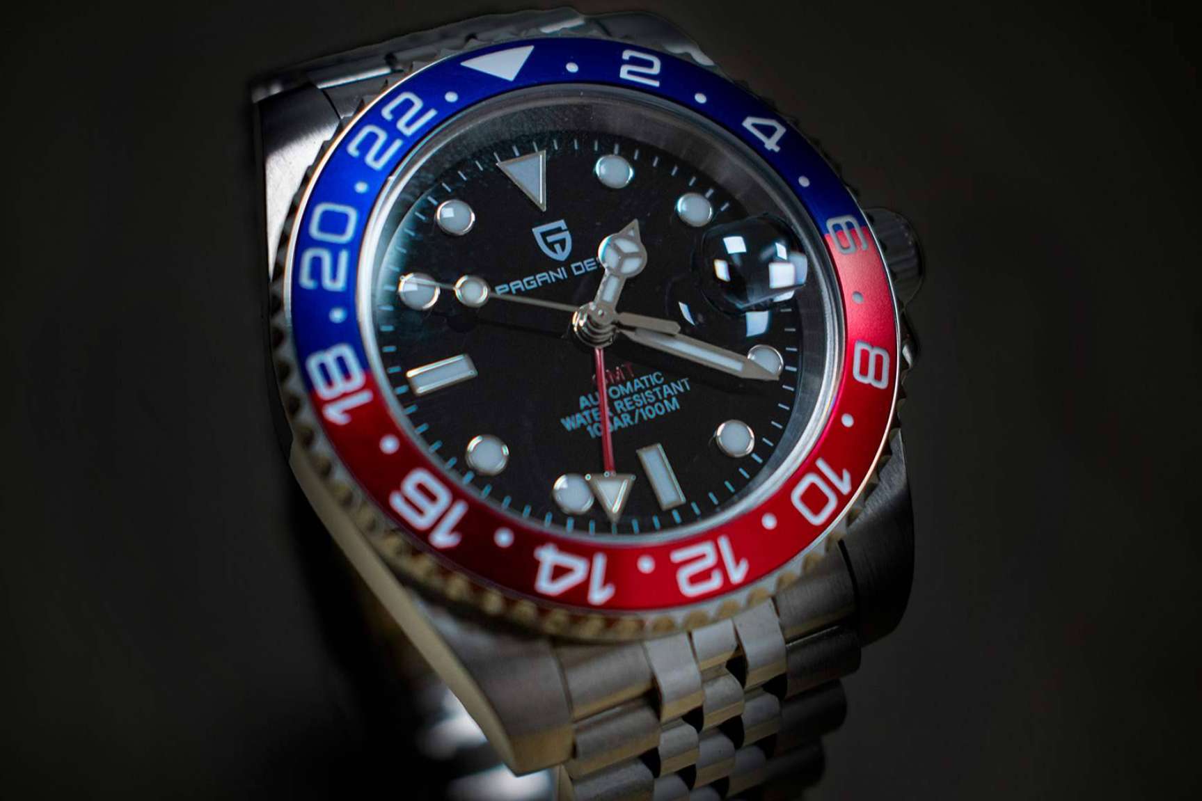 Los excelentes materiales de Pagani Design España de construcción del modelo GMT PD-1662