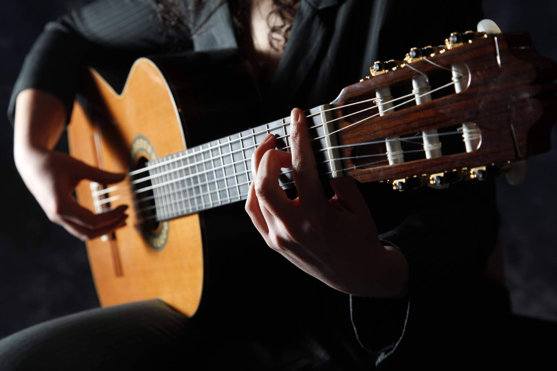 Aprender a tocar los tradicionales villancicos flamencos para esta Navidad de la mano de Aprendeguitarra.es
