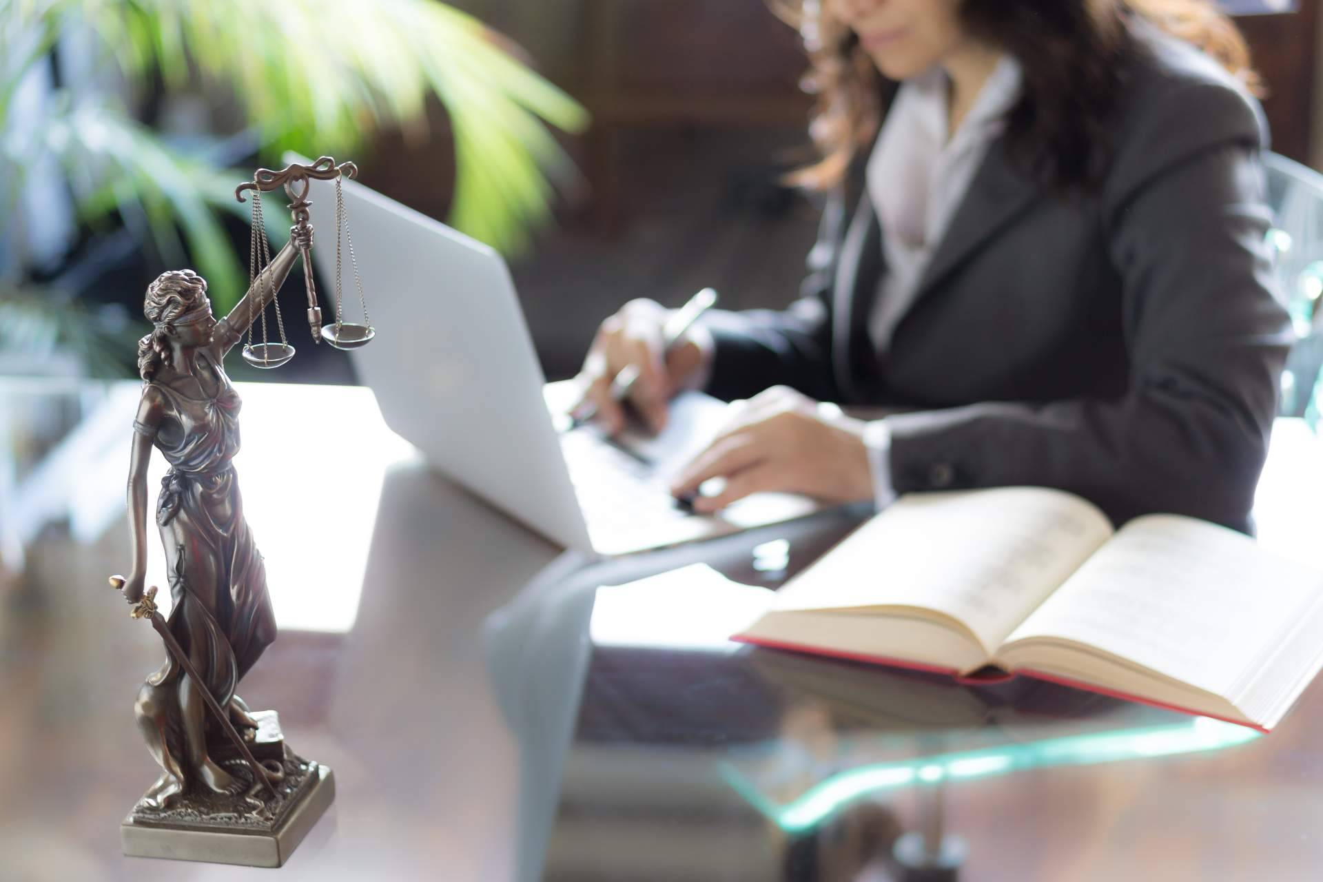 El despacho de abogados laboralistas de Madrid y Barcelona, Català Reinón