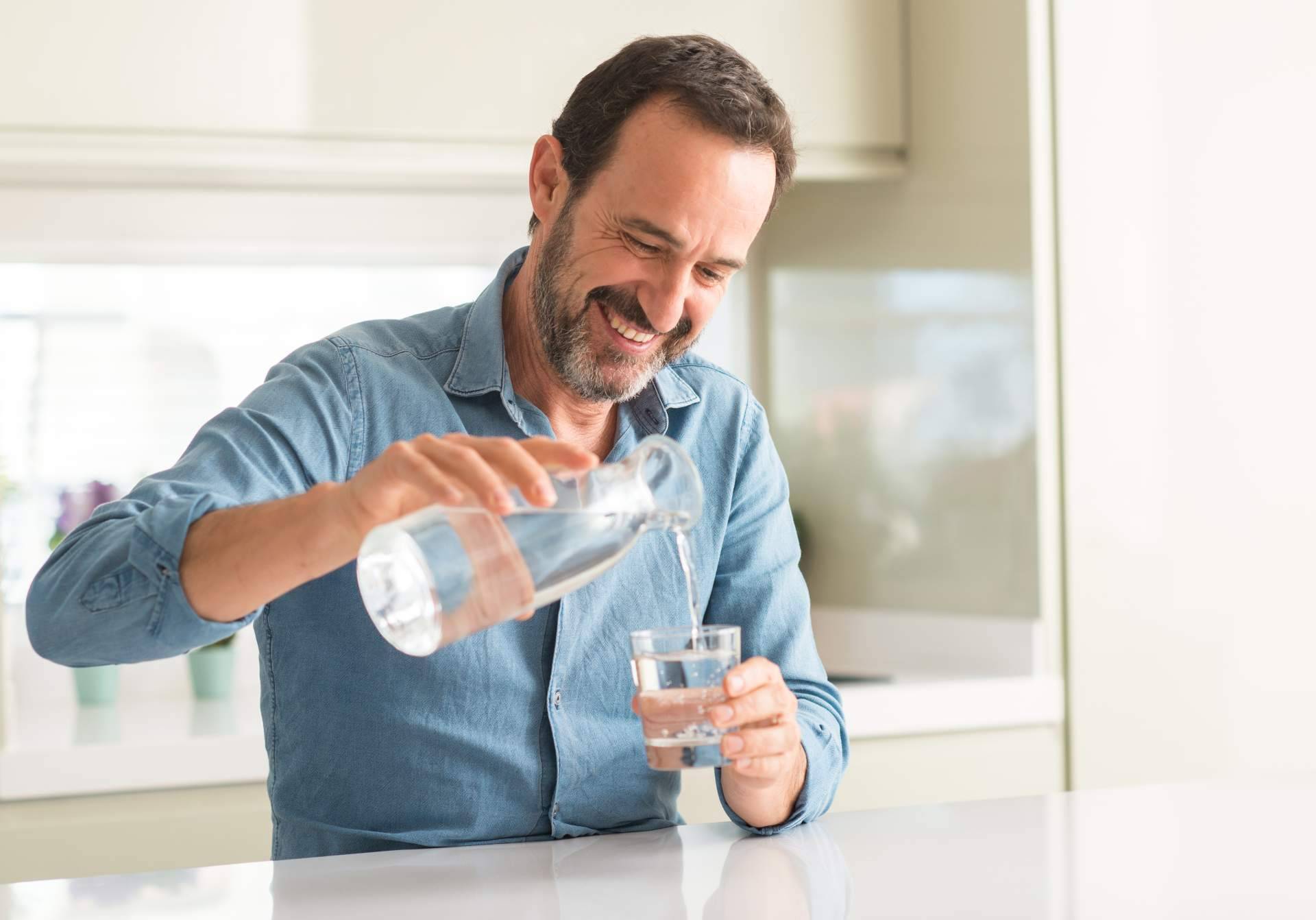 Obtener agua limpia y saludable a través de la fuente de osmosis de Acquajet