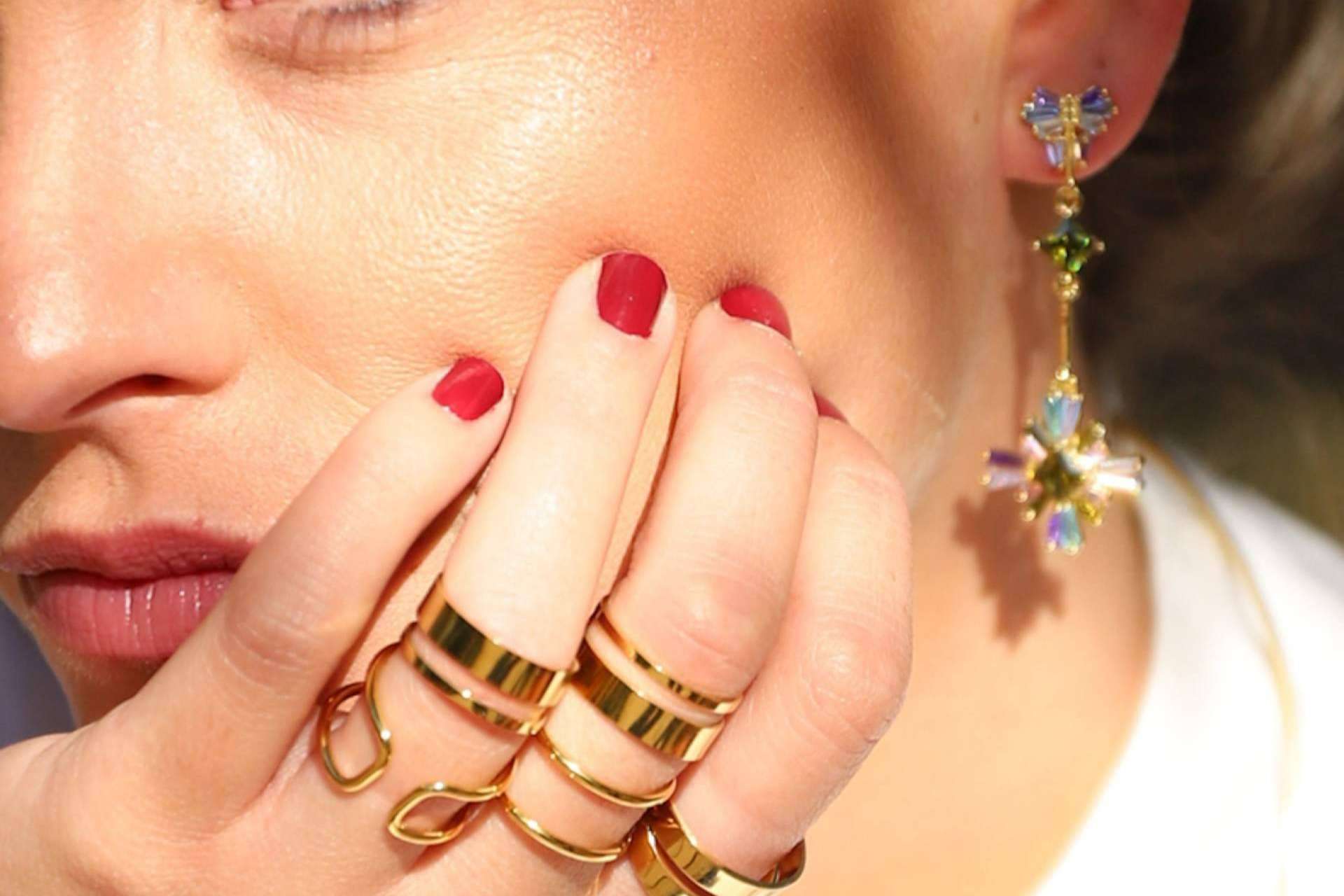 La tendencia en joyas que no pasa de moda con Trepillé, la combinación y mezcla de collares