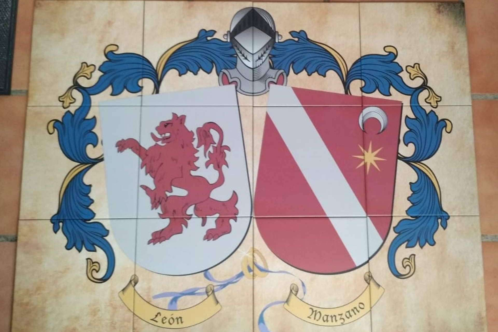 Tienda Heráldica ofrece azulejos con escudos heráldicos