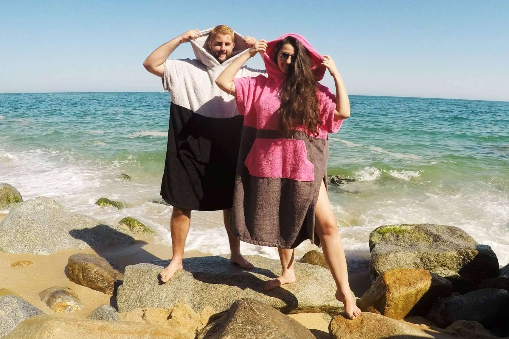 Grupo Rotex ofrece ponchos de surf personalizados
