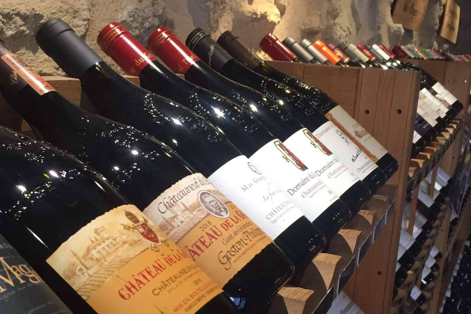 La organización de una degustación de vinos y paseo por Aix-en-Provence, Aviñón y Cassis de Planetazur Experiences