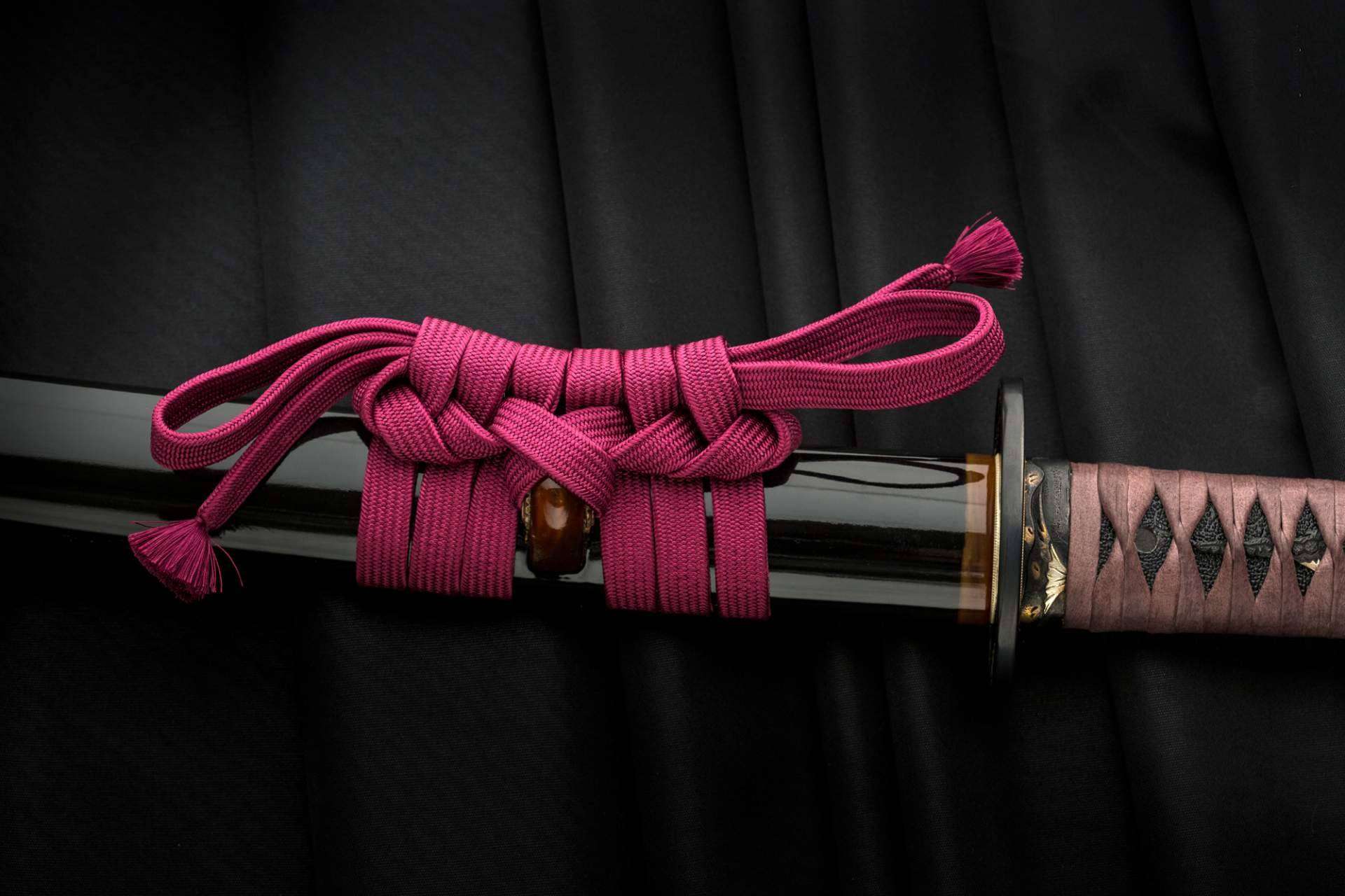 ¿Cómo encontrar una tienda de espadas especializada en katanas? Katanamart