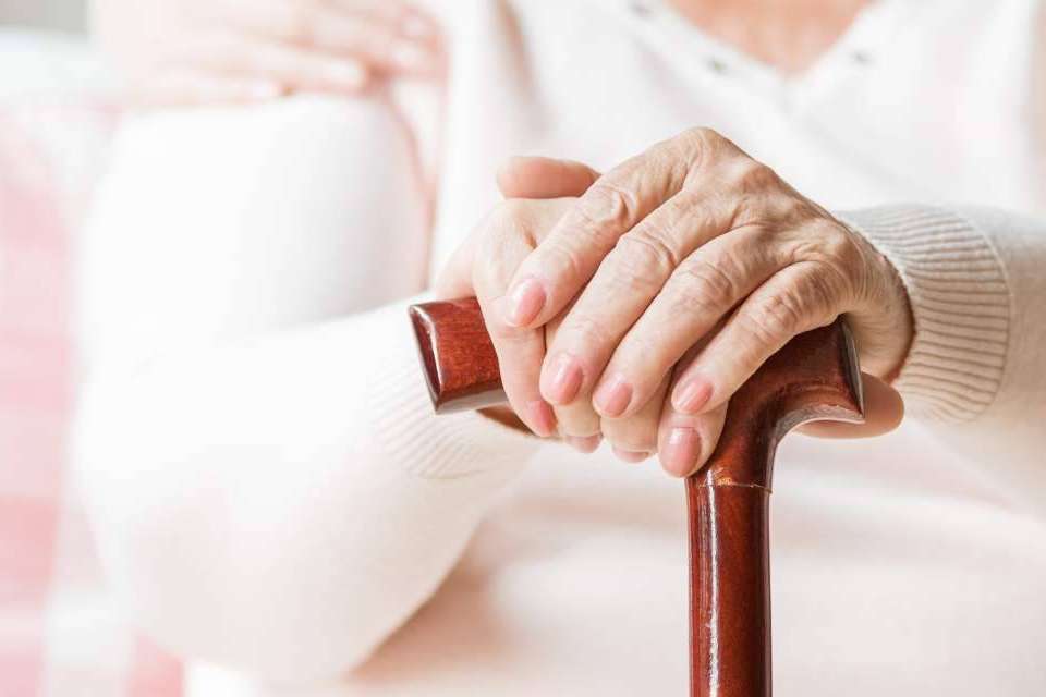 ¿Cómo solicitar las ayudas a la dependencia de personas mayores?