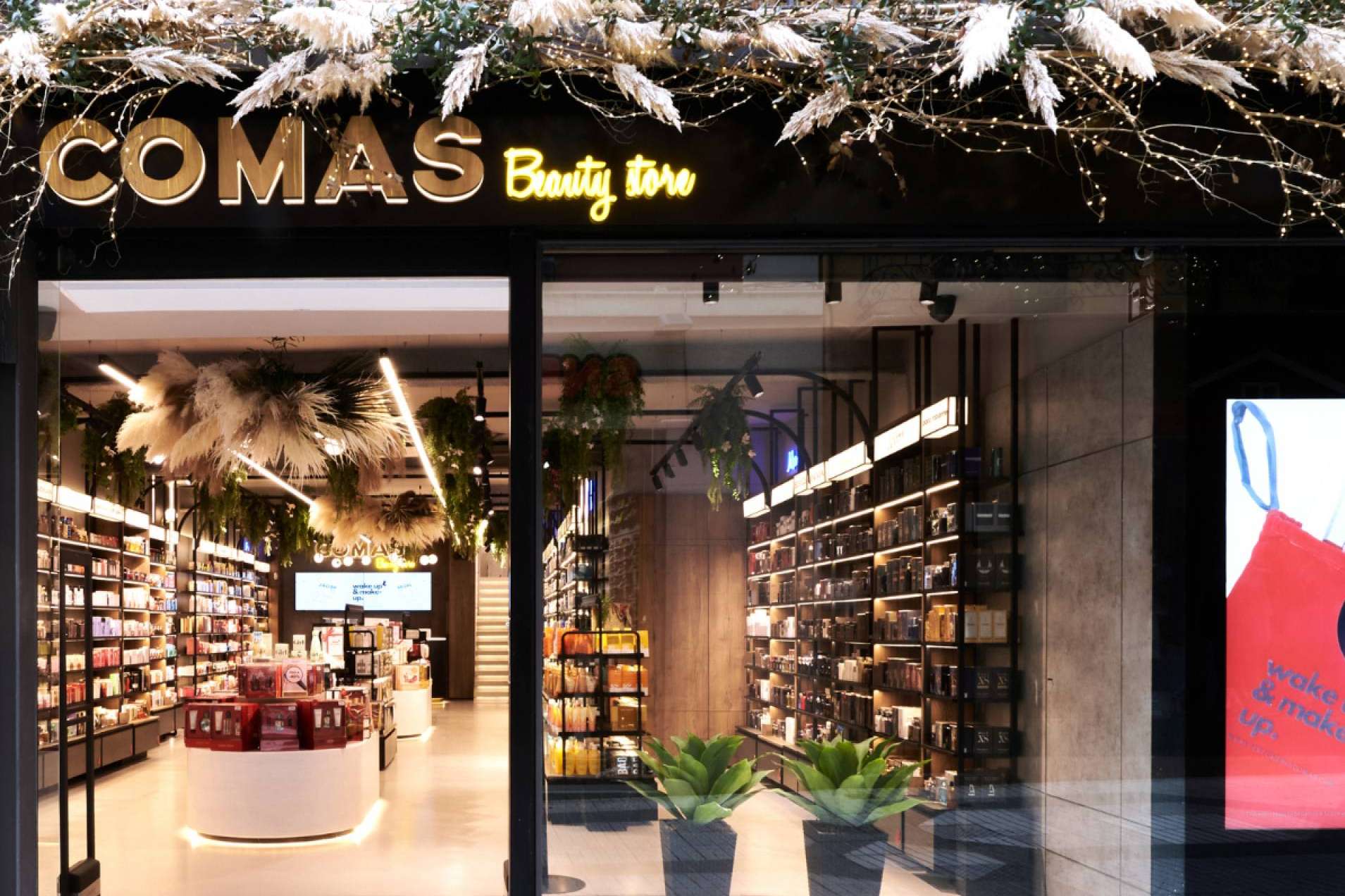 Perfumería Comas, una tienda donde conseguir perfumería de lujo