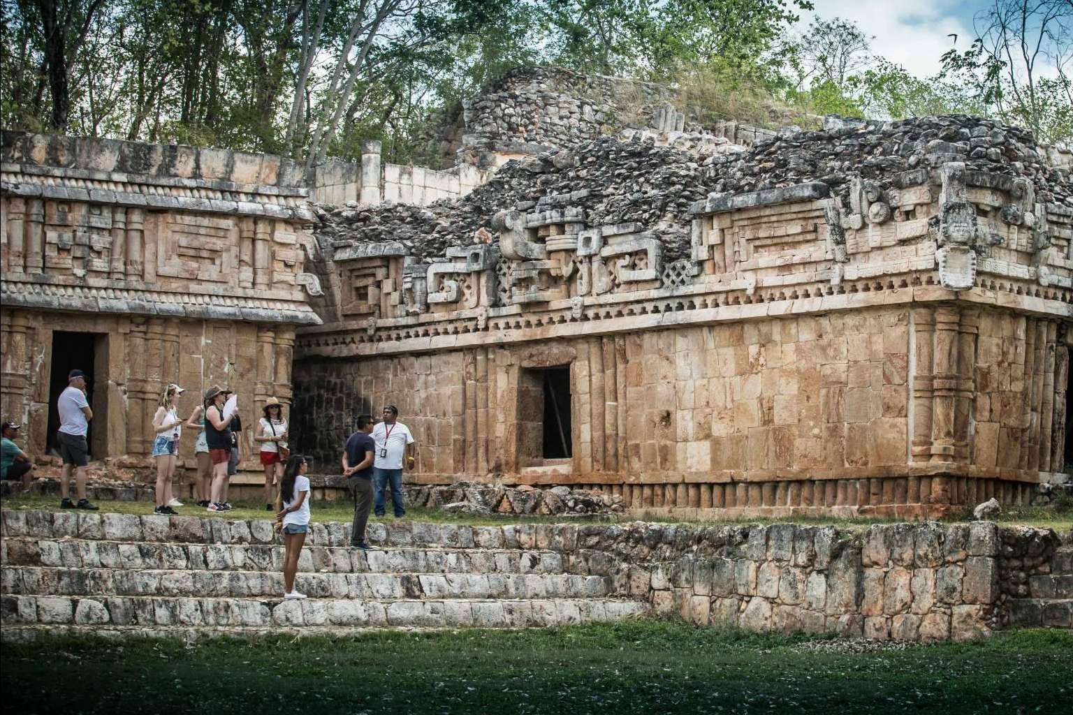 Visitar las grandes ruinas mayas de la mano de Tierras Mayas