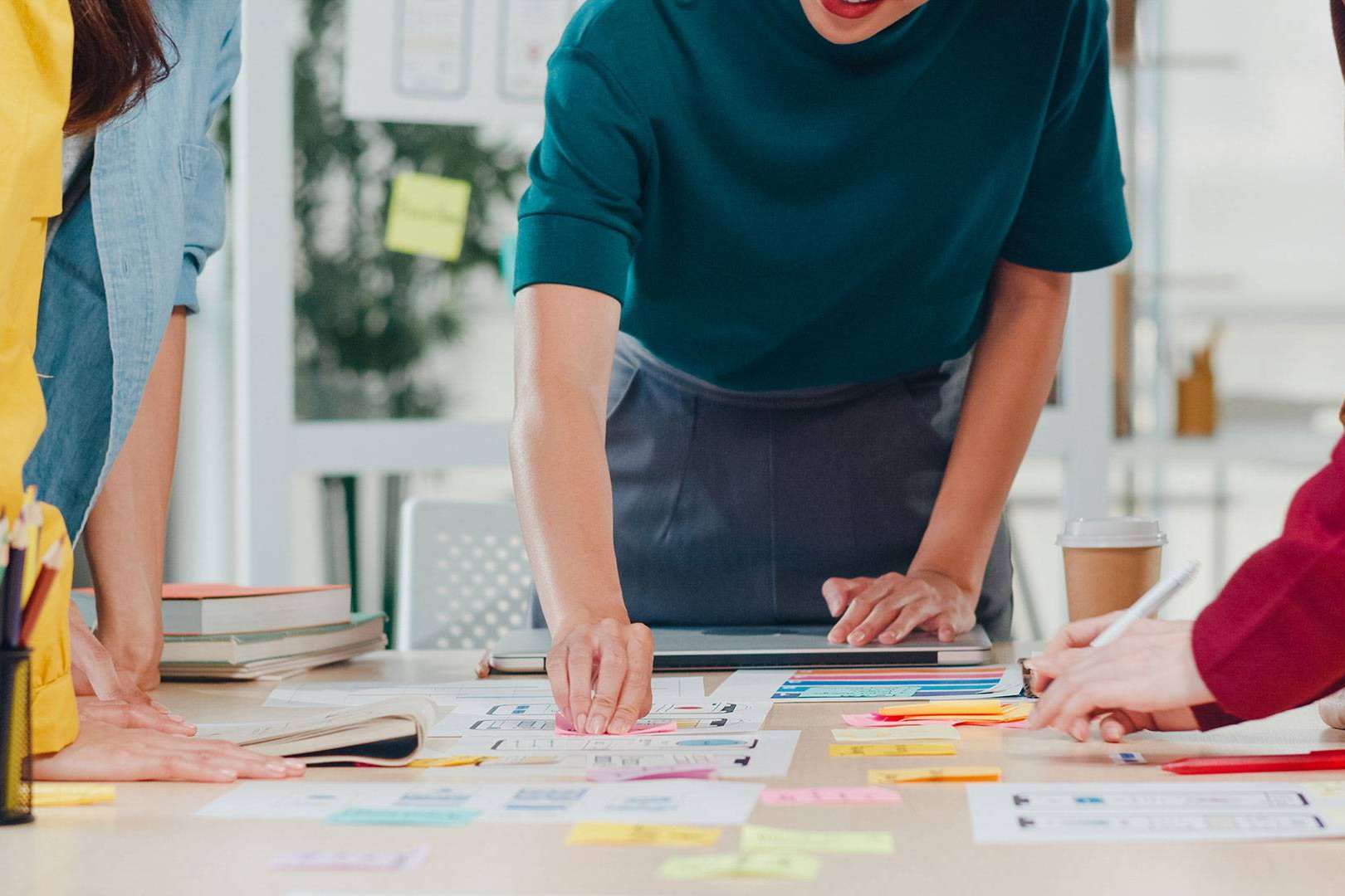 Colaboración en cualquier proyecto de diseño gráfico de forma creativa de la mano de la empresa Dsign