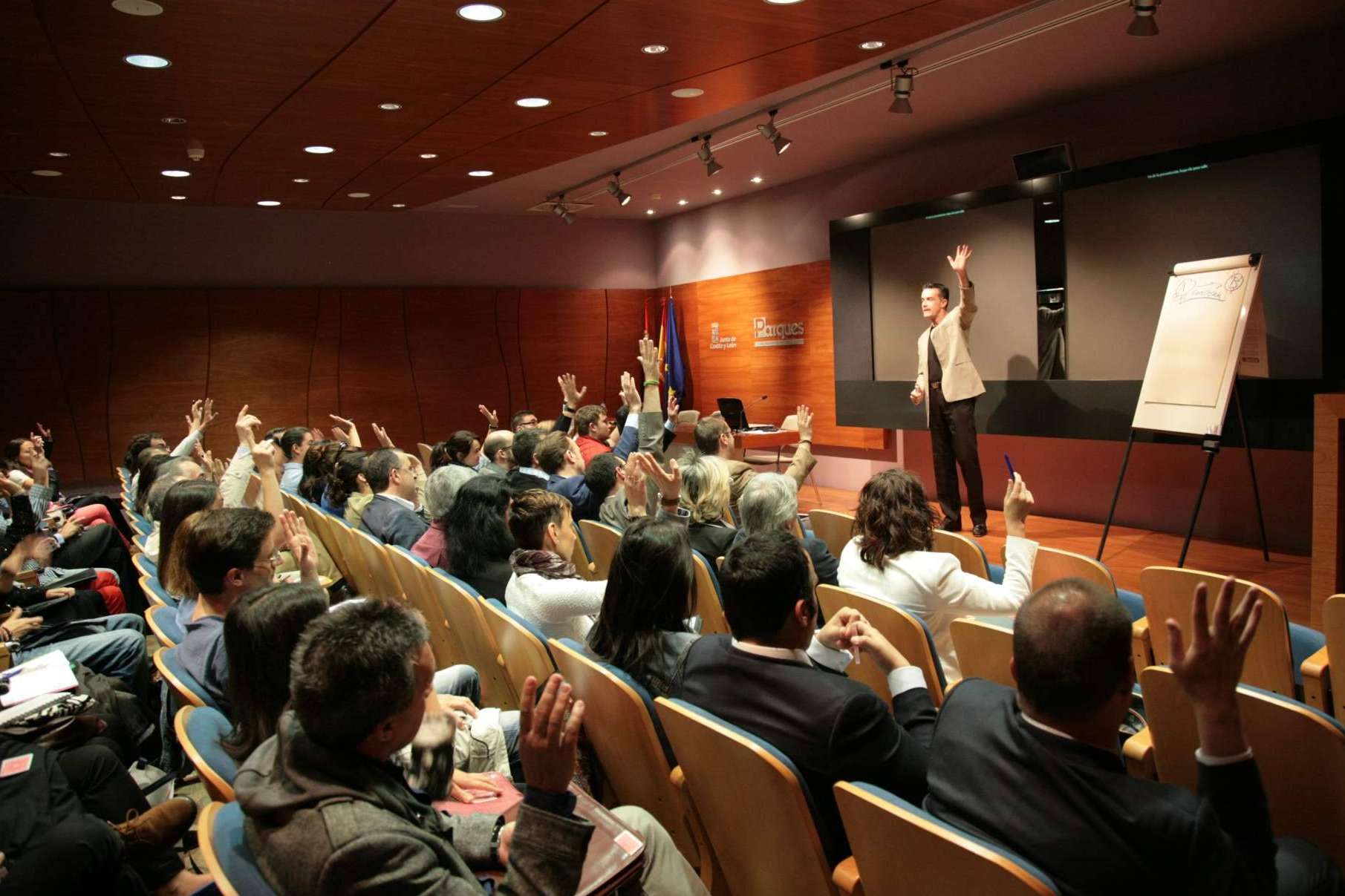 Superar el miedo y hablar bien en público con Helpers Speakers