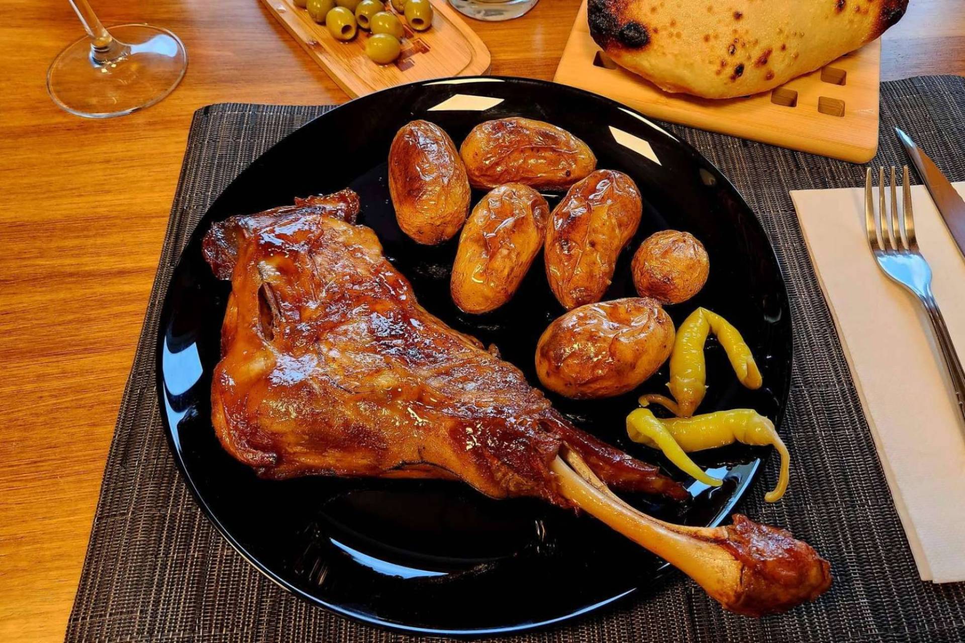 Delicias De Kristina, un descubrimiento gastronómico ubicado en Las Navas del Marqués