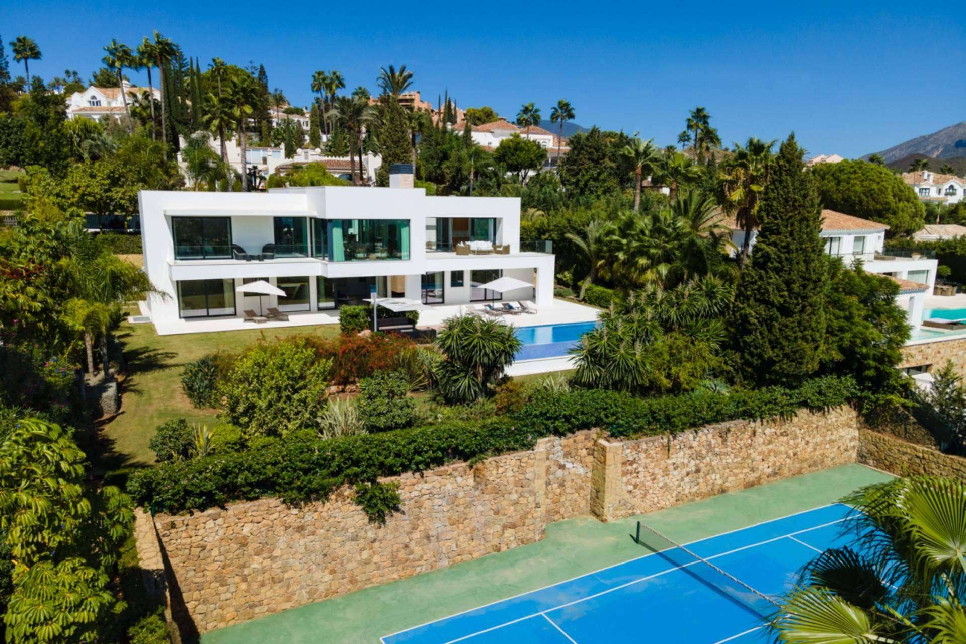 Comprar una residencia de lujo en Marbella es más fácil gracias al asesoramiento de Zeuthen & Company