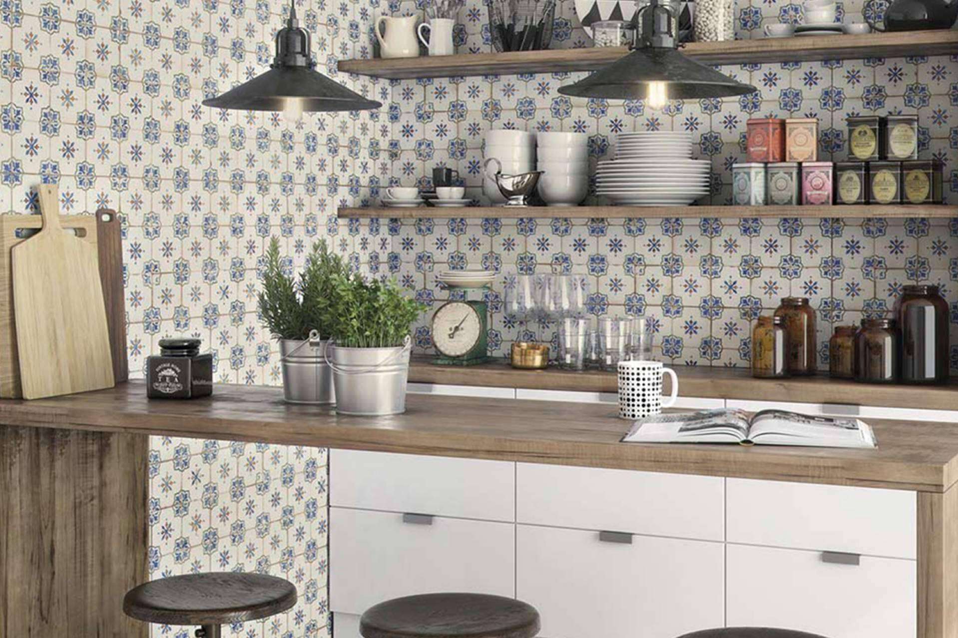 ¿Cuáles son las tendencias en azulejos para cocinas rústicas?