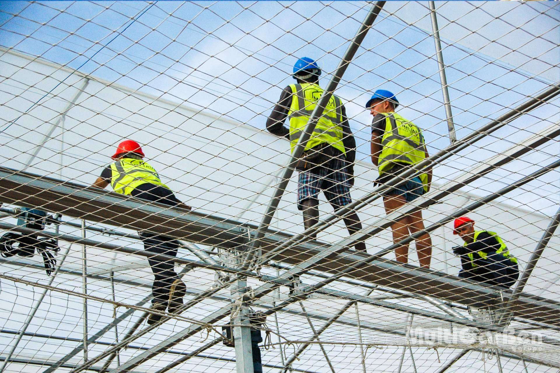 Los sistemas de seguridad para la construcción y mantenimiento de invernaderos de MultiGarBen