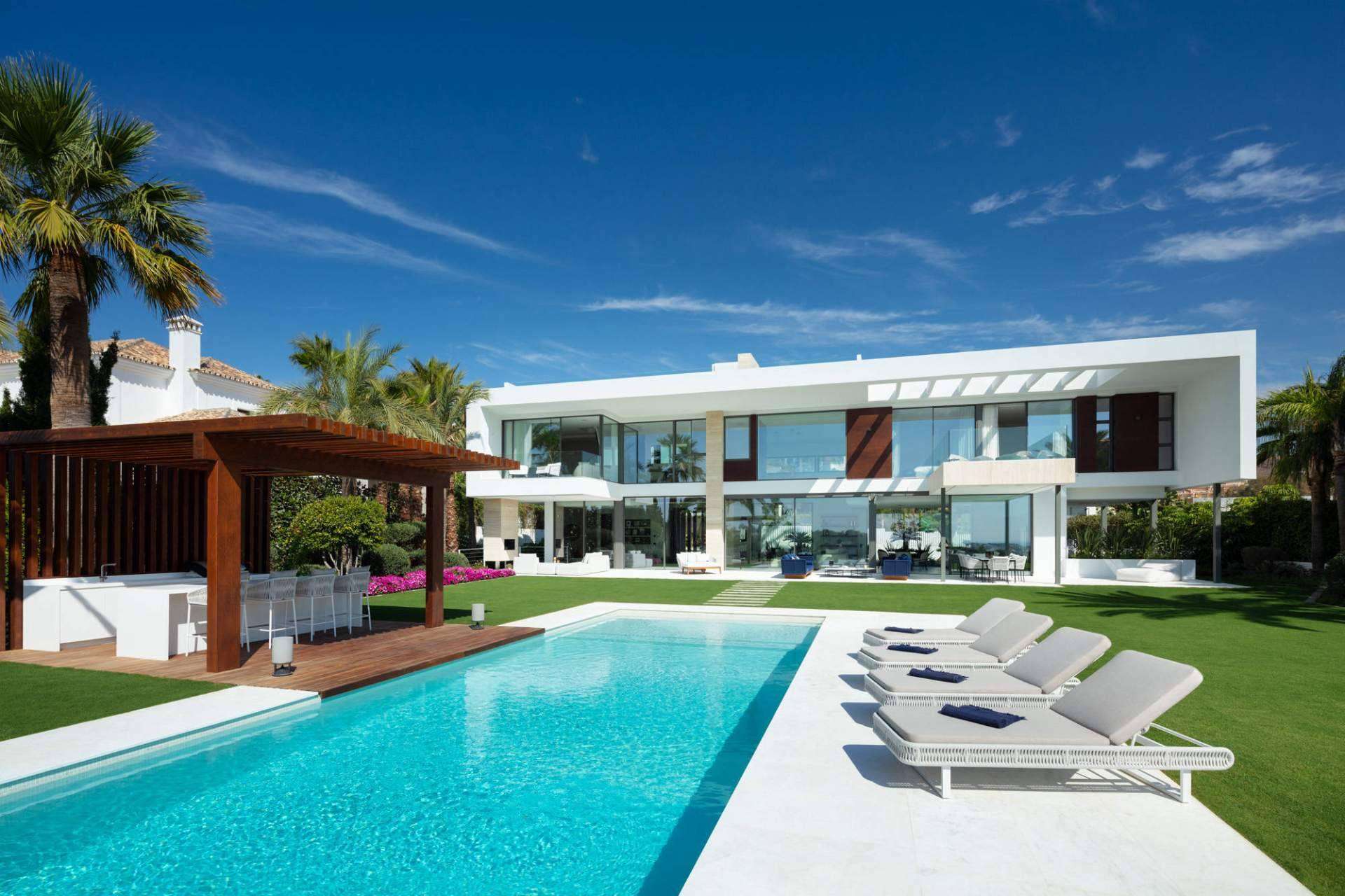 Zeuthen & Company amplía su oferta de villas de lujo en Marbella para satisfacer la creciente demanda