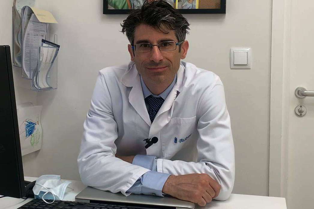 Urólogo pediátrico especializado en laparoscopia y urología infantil, Daniel Cabezalí