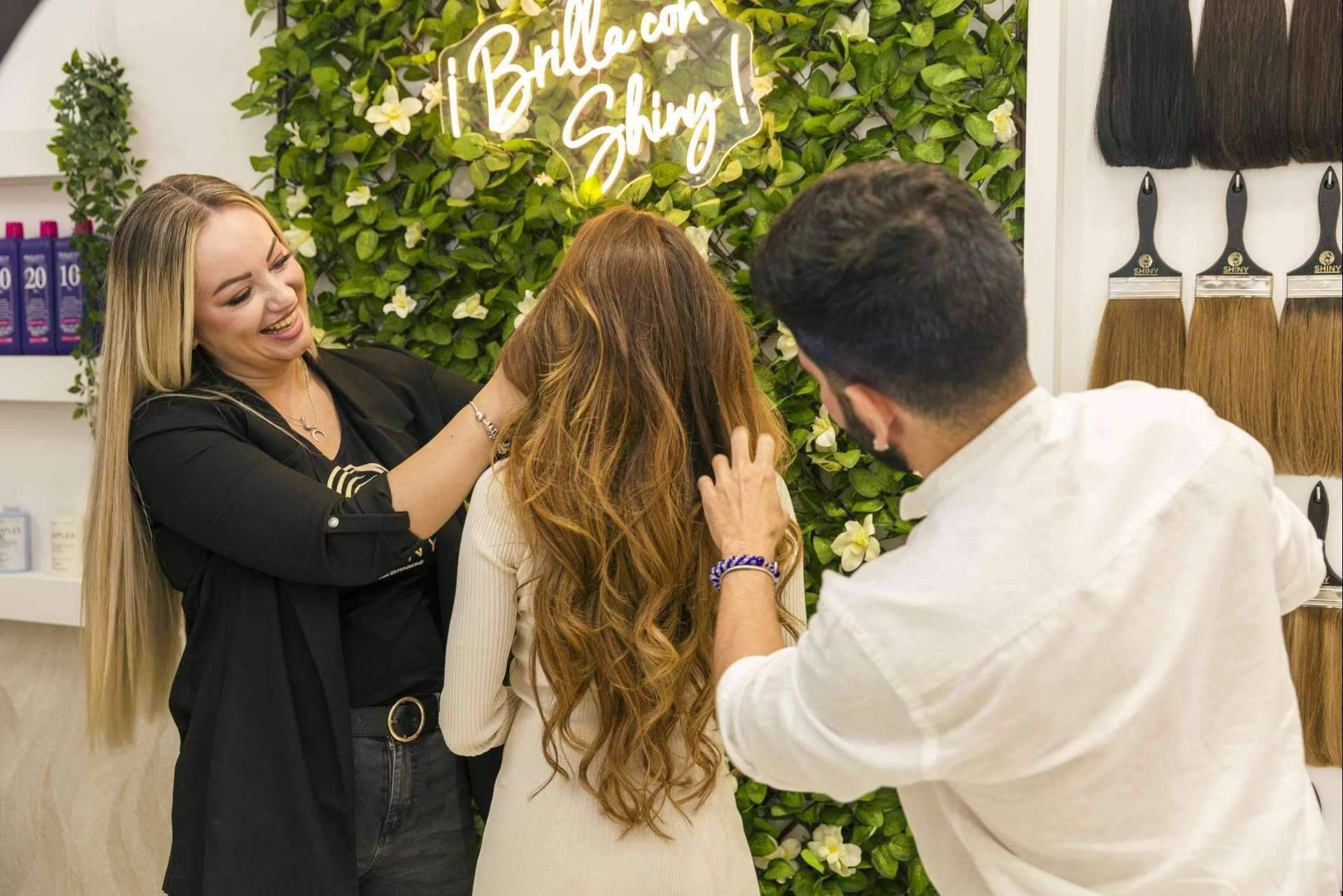 Extensiones de cabello natural de Shiny con las que tener la melena perfecta